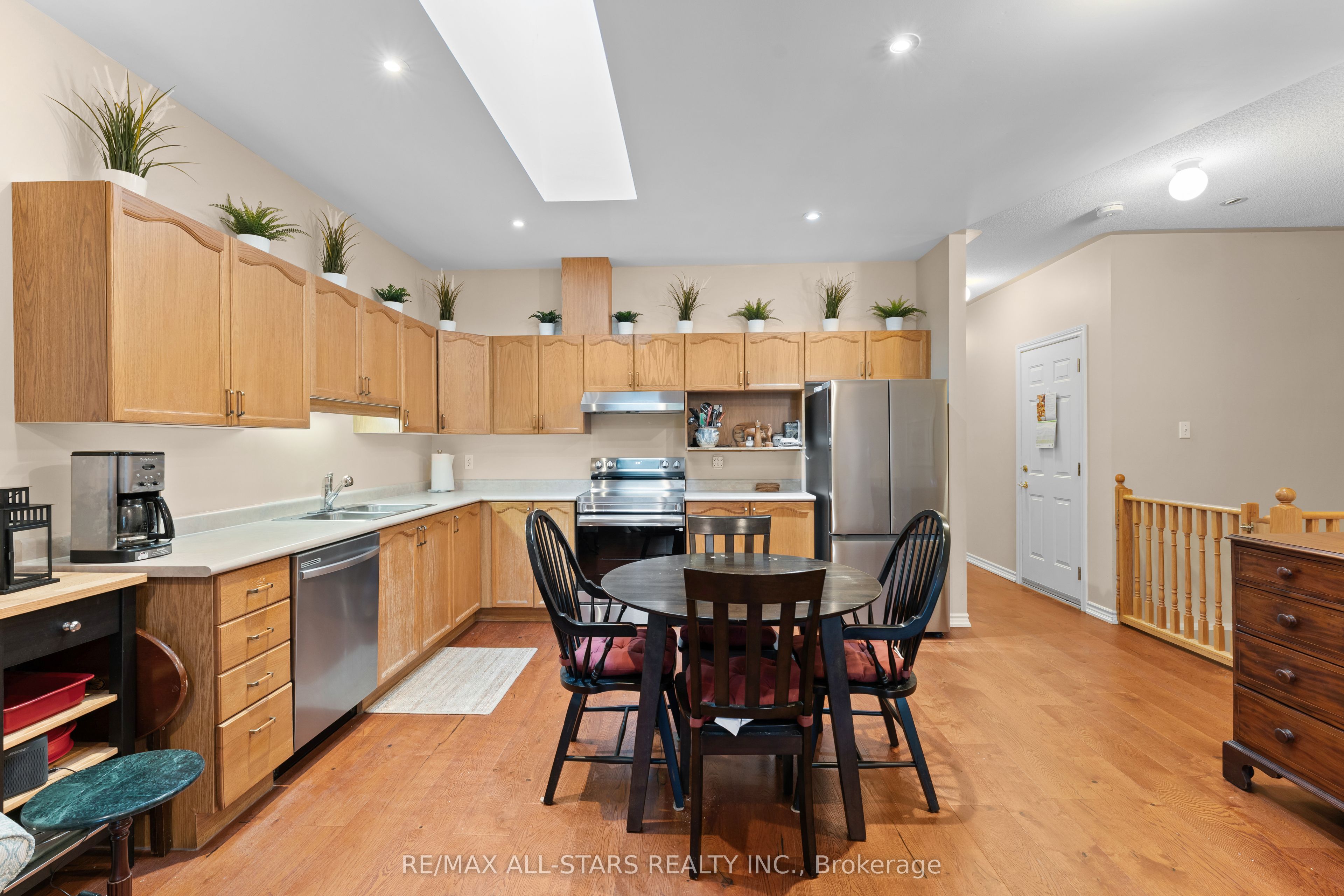 111 Colborne Street 11 Property Photo 4