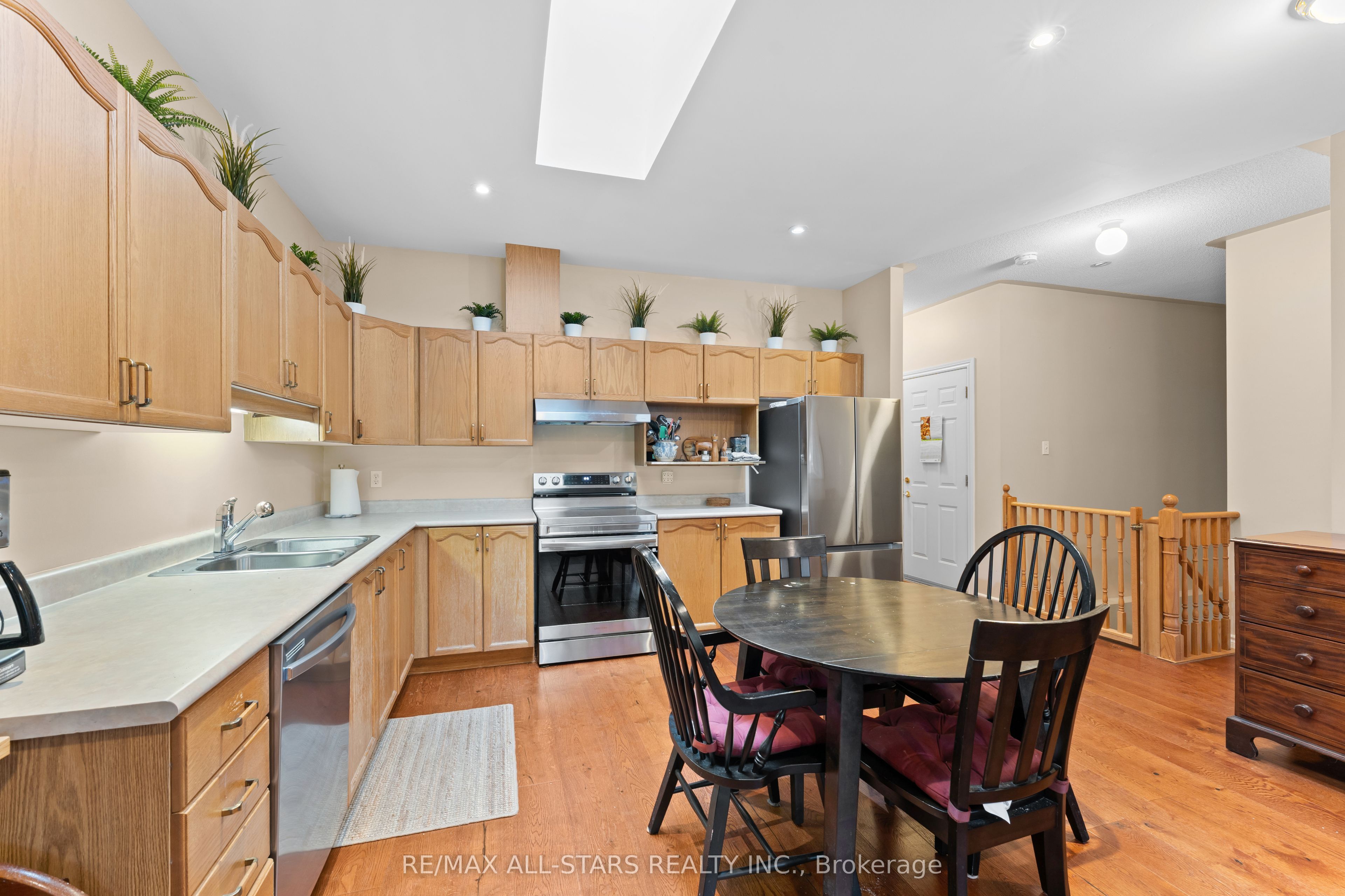111 Colborne Street 11 Property Photo 6