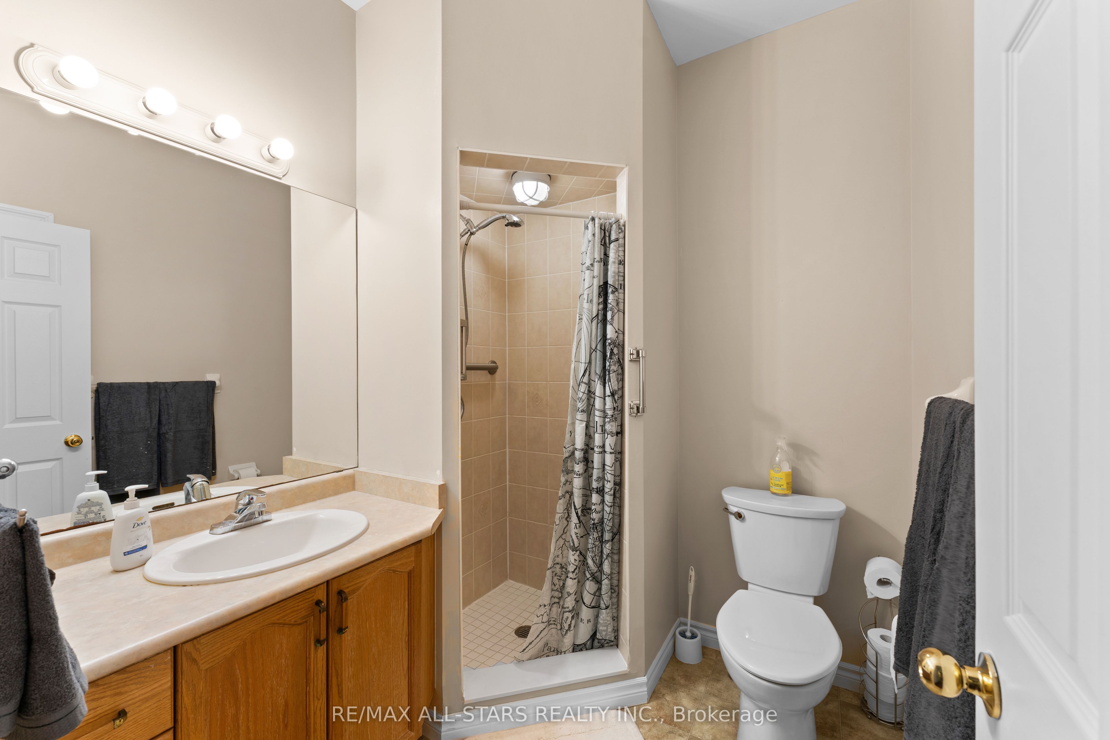 111 Colborne Street 11 Property Photo 11