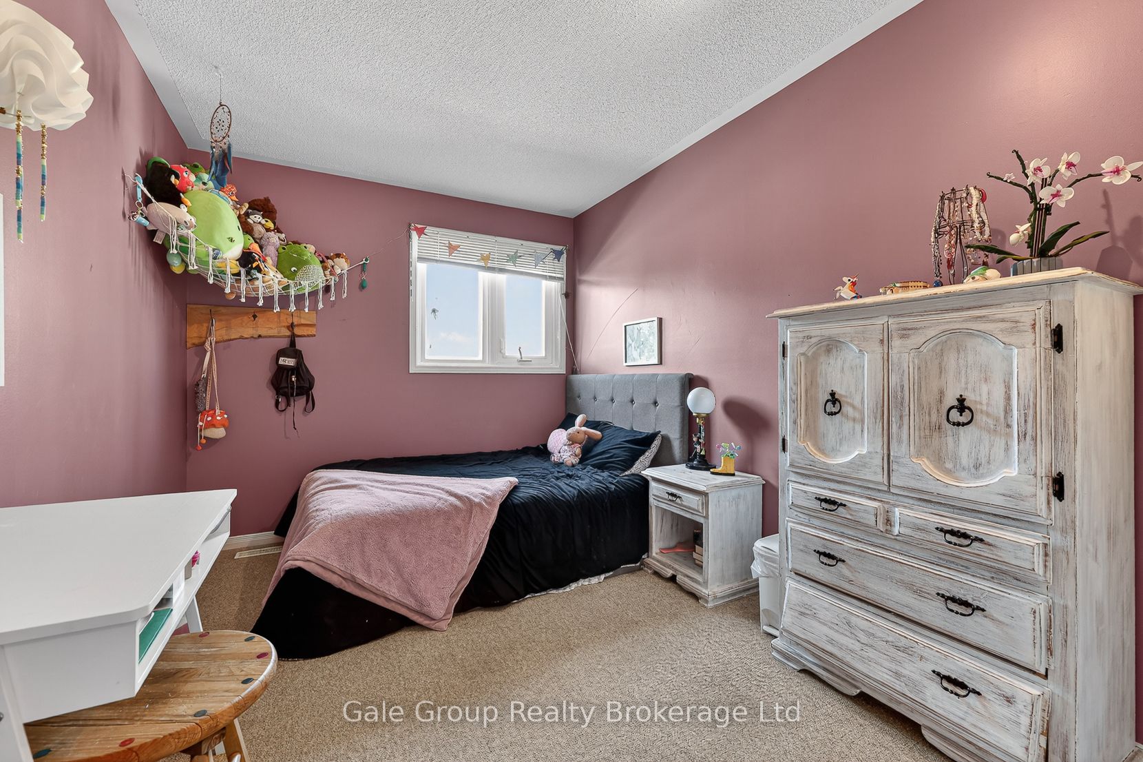 89 Lindsay Road Property Photo 27