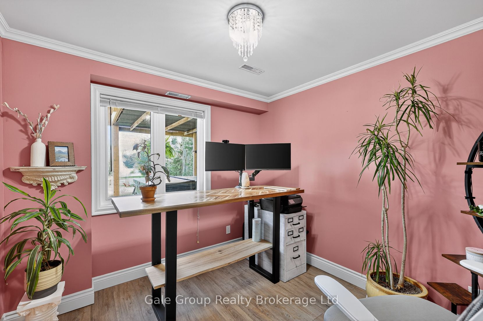 89 Lindsay Road Property Photo 32