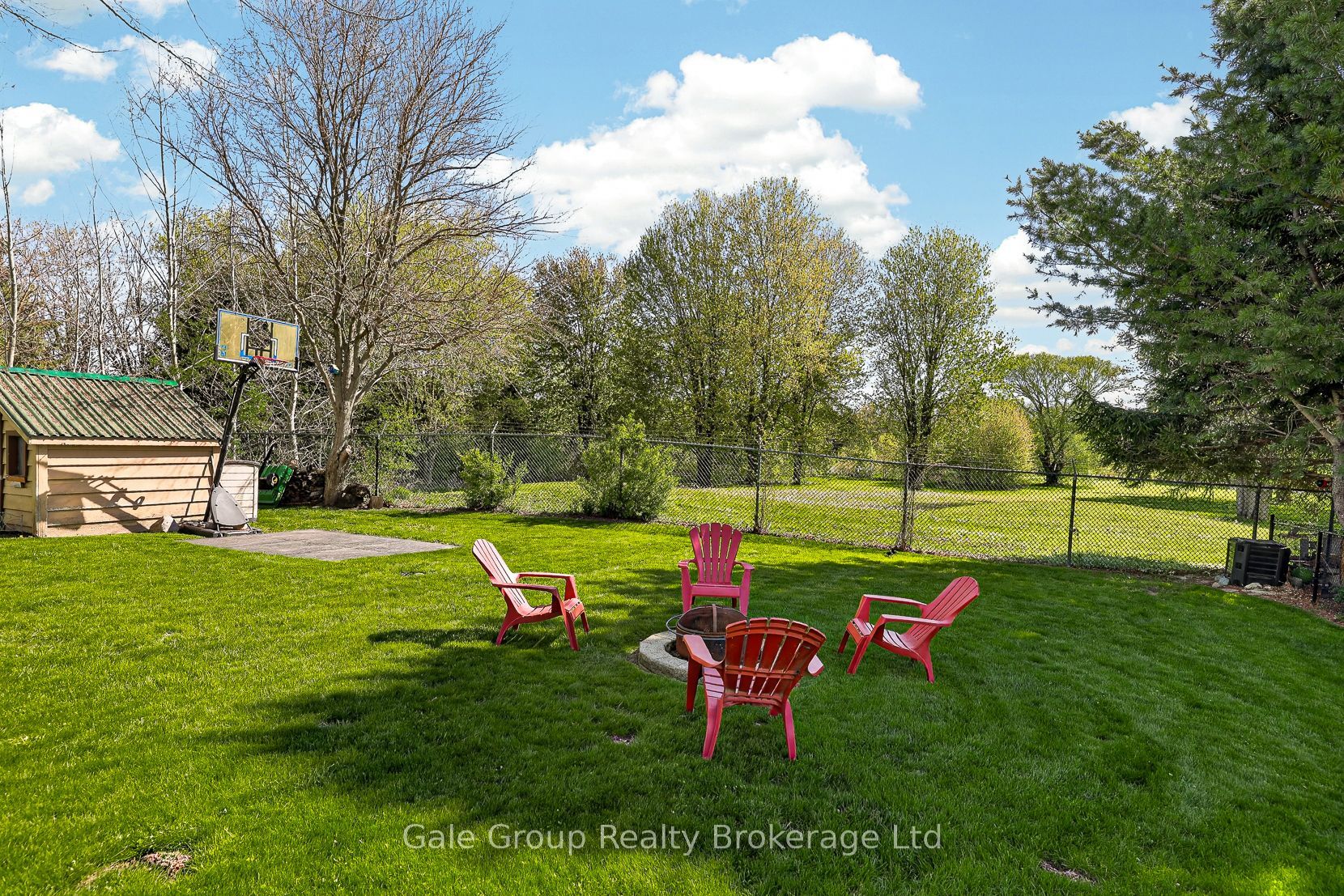 89 Lindsay Road Property Photo 41