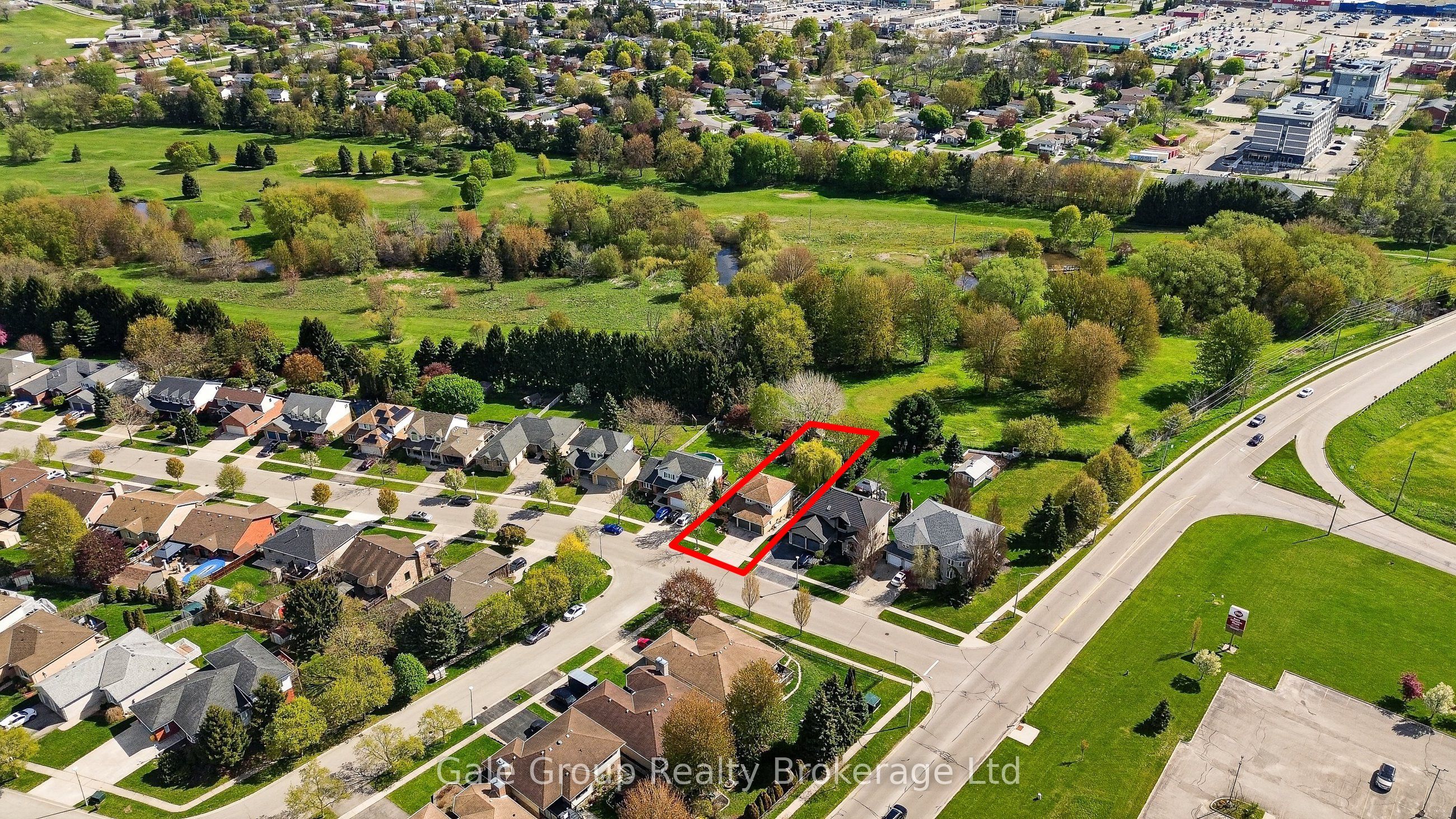 89 Lindsay Road Property Photo 45
