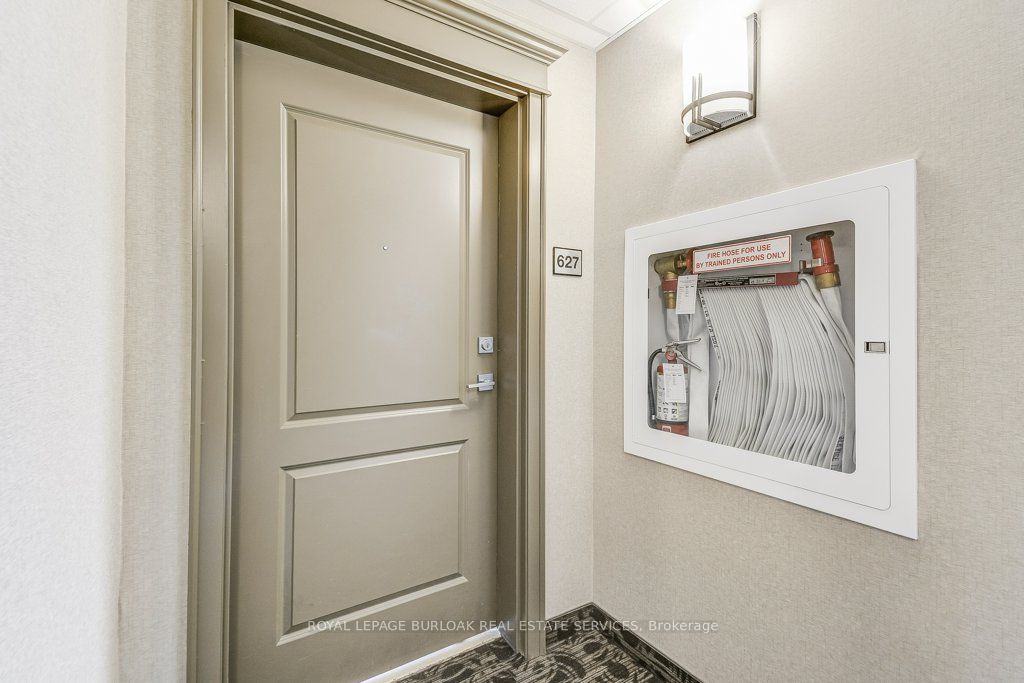 125 Shoreview Place 627 Property Photo 5