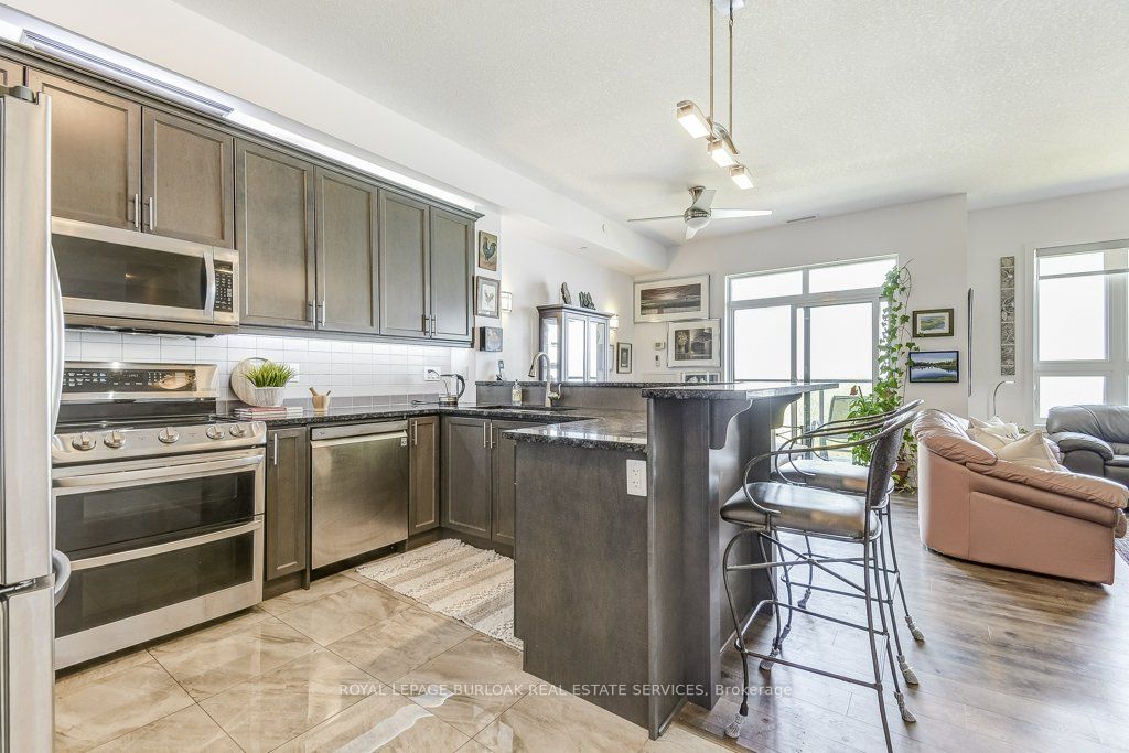 125 Shoreview Place 627 Property Photo 6