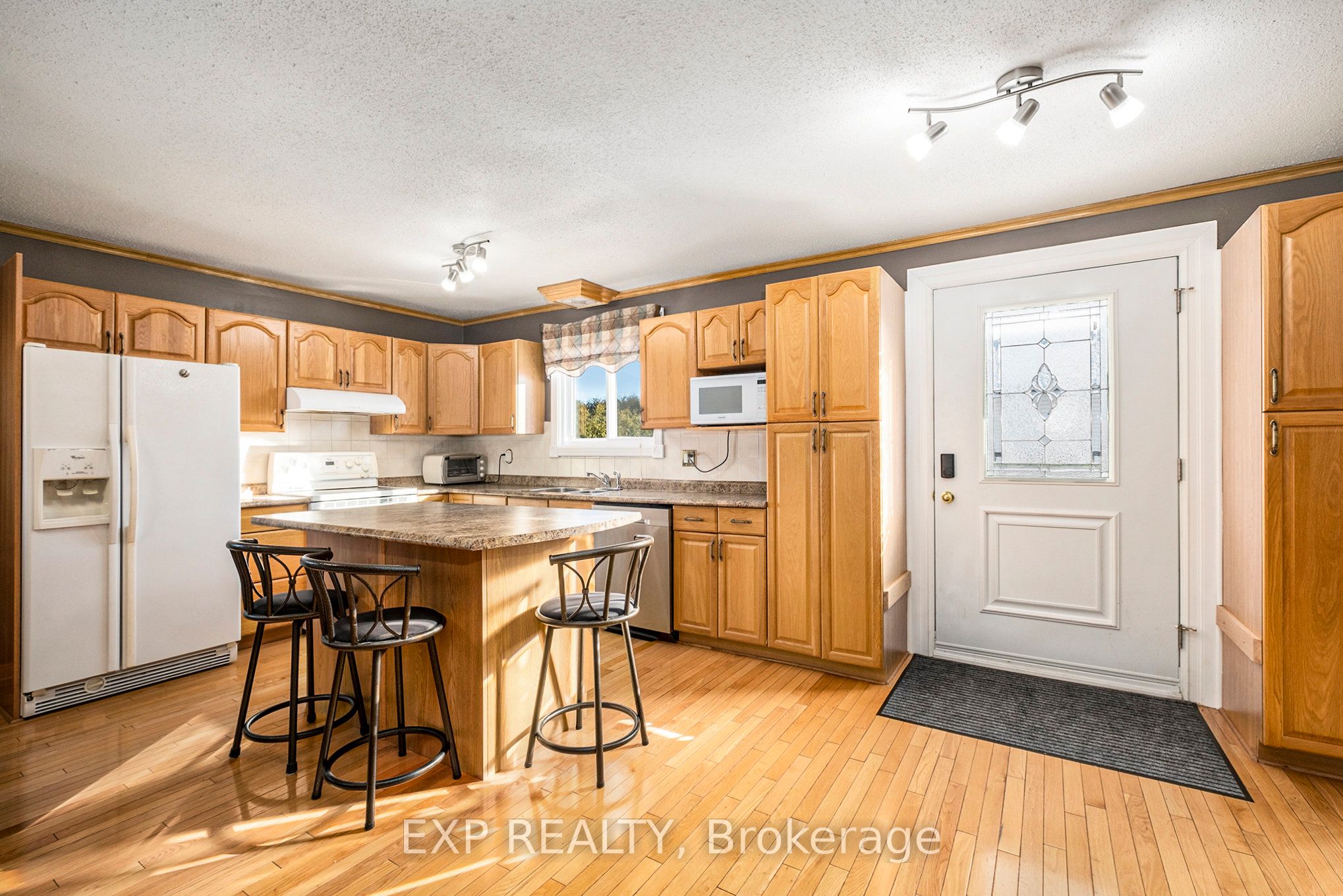 3836 Leitrim Road Property Photo 13