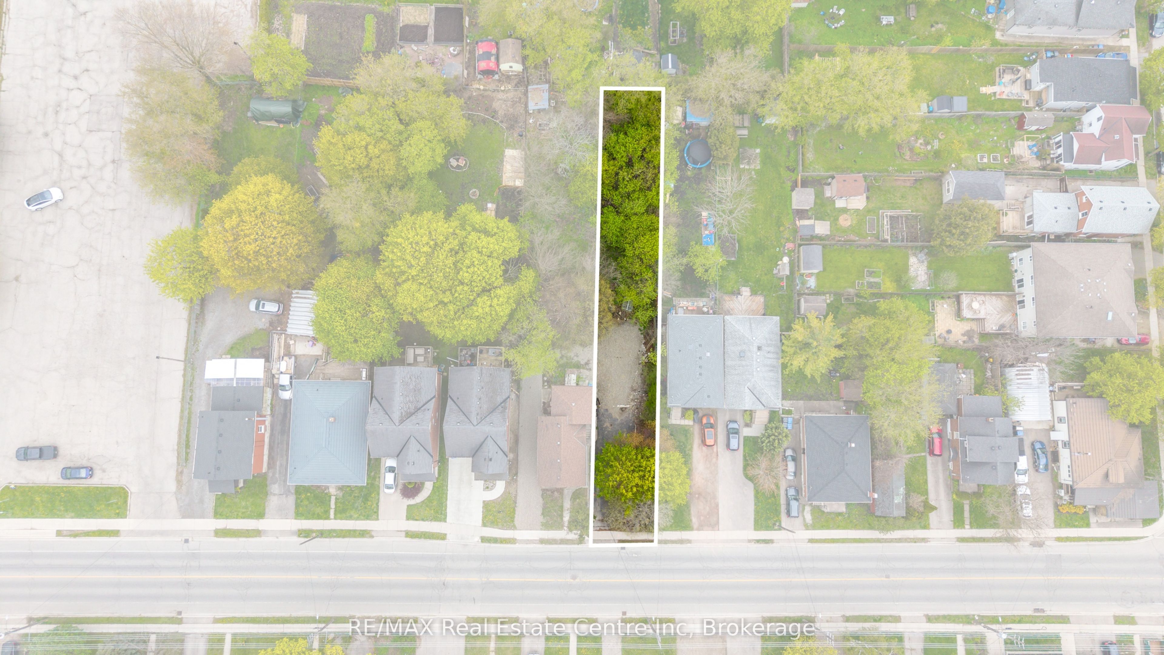 121 Elizabeth Street Property Photo 3