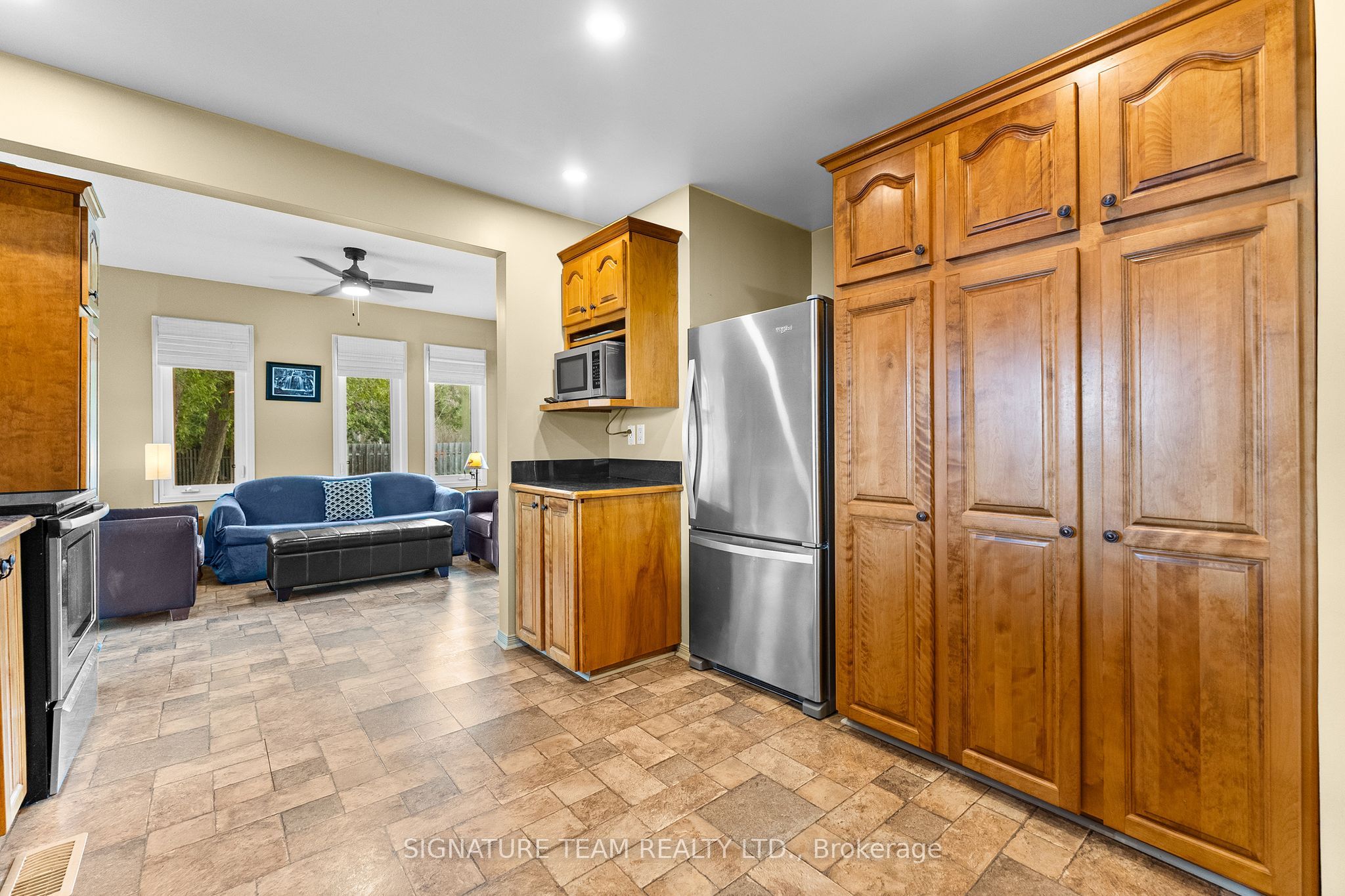 32b Lefty Lane Property Photo 22