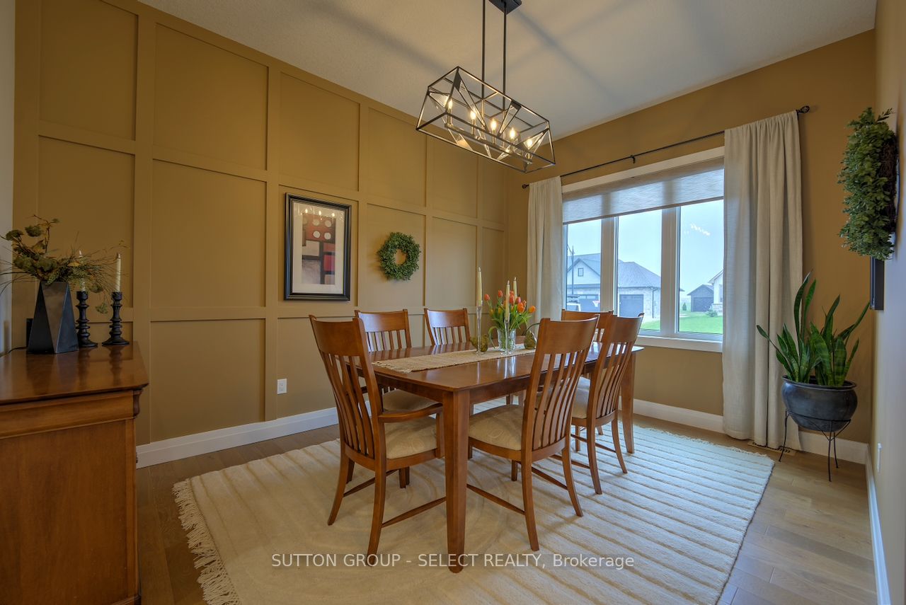 276 Hazelton Lane Property Photo 13