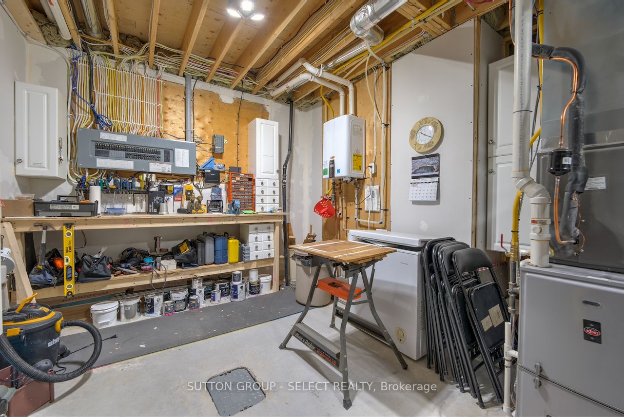 276 Hazelton Lane Property Photo 46