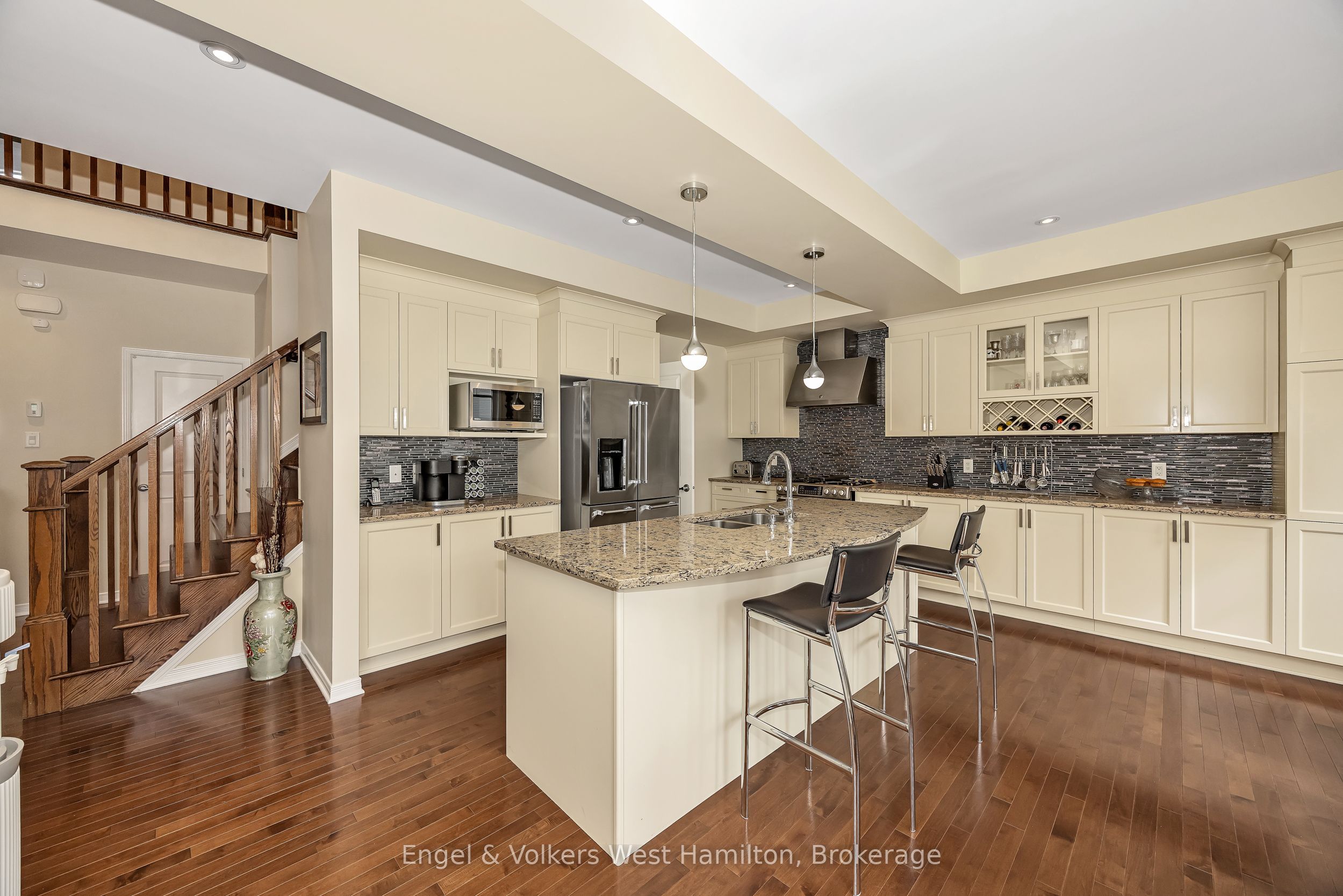 333 Percheron Way Property Photo 6