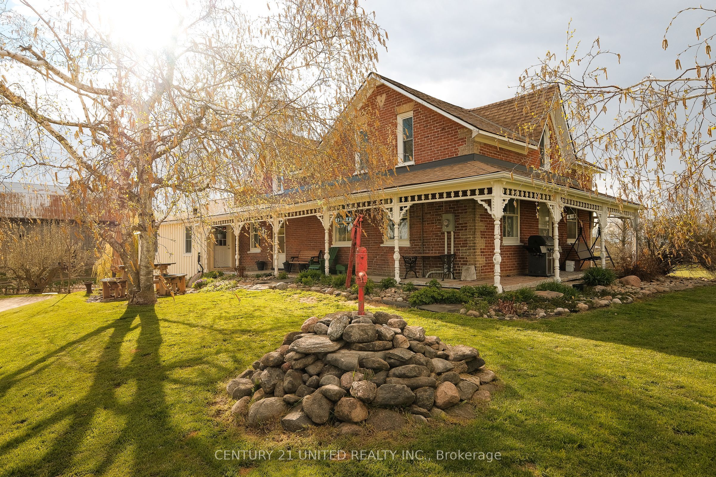 1578 Heritage Line Property Photo 5