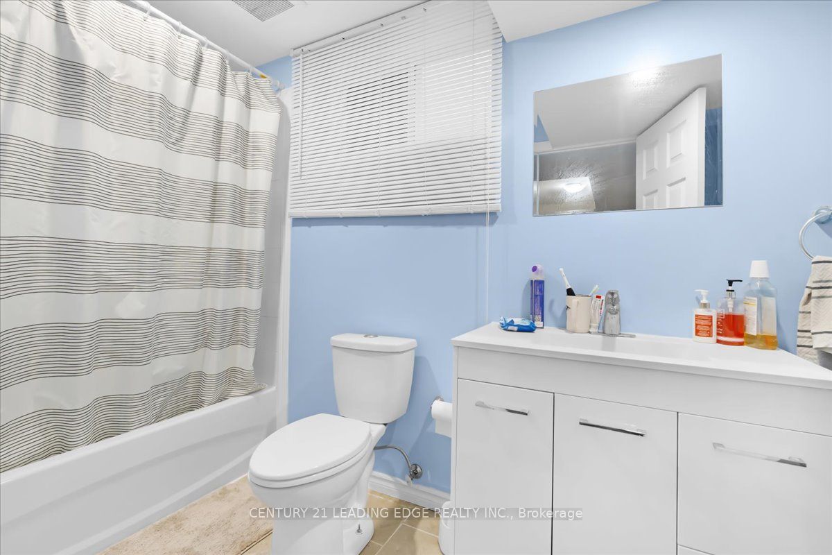 28 Ne Drone Crescent Property Photo 16