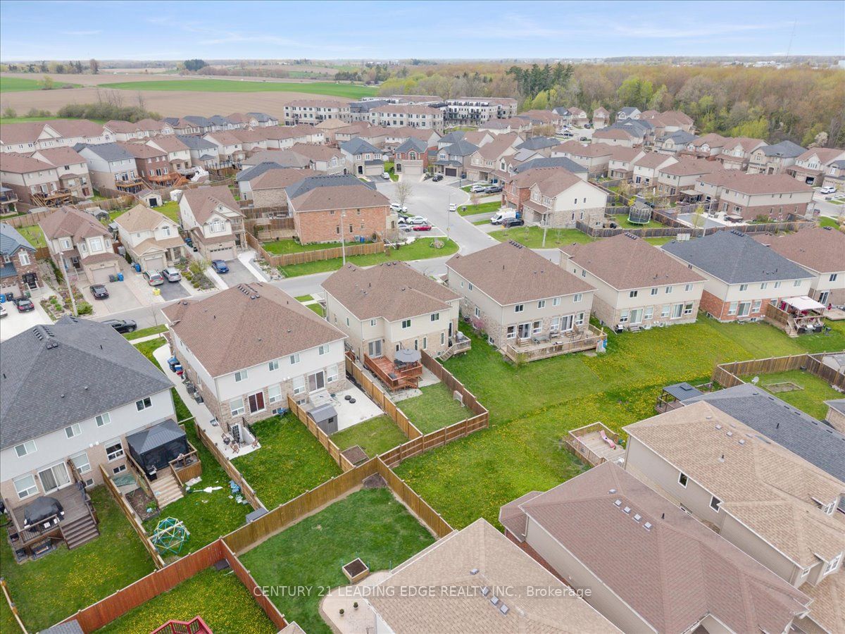 28 Ne Drone Crescent Property Photo 31