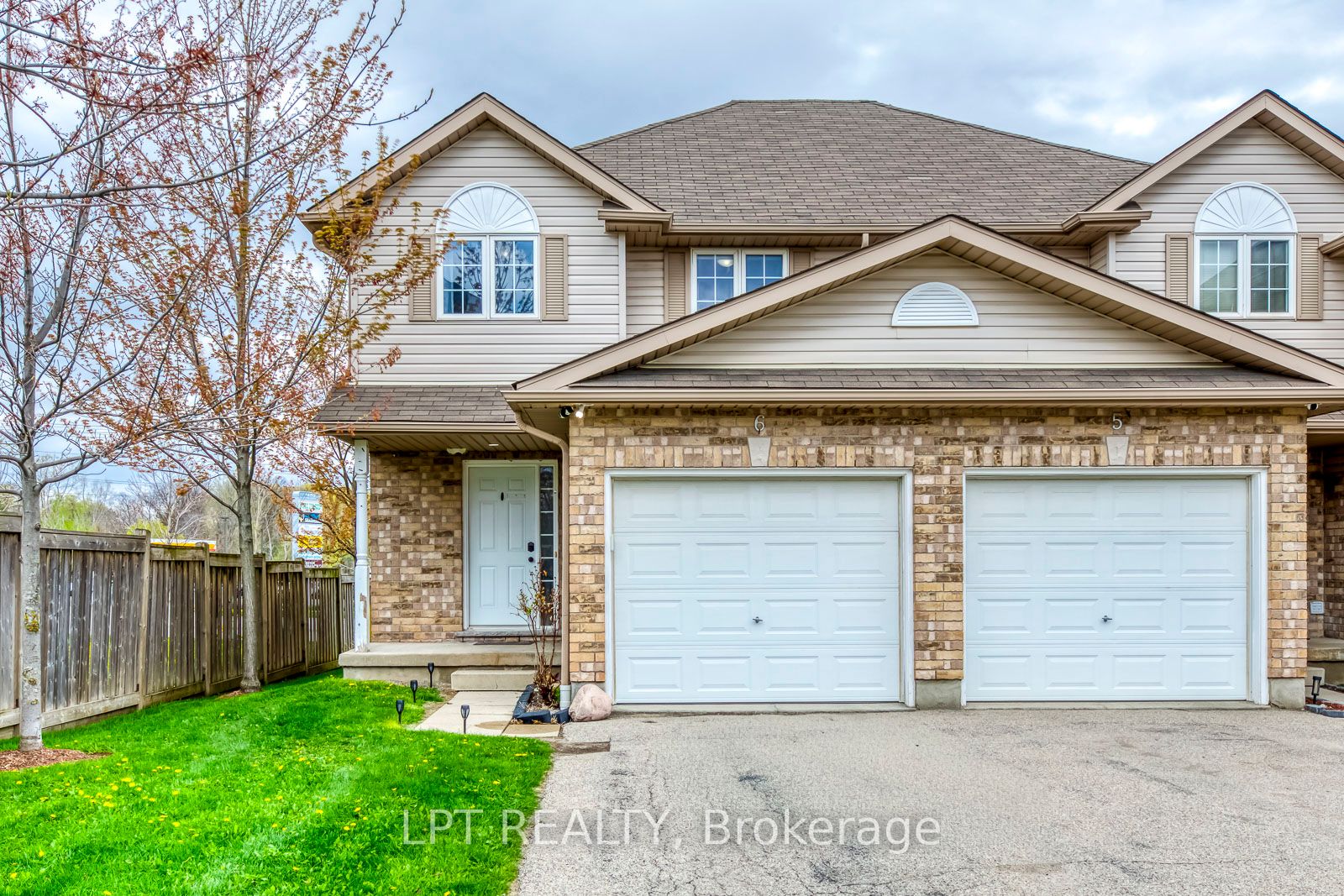 10 Fallowfield Drive 6