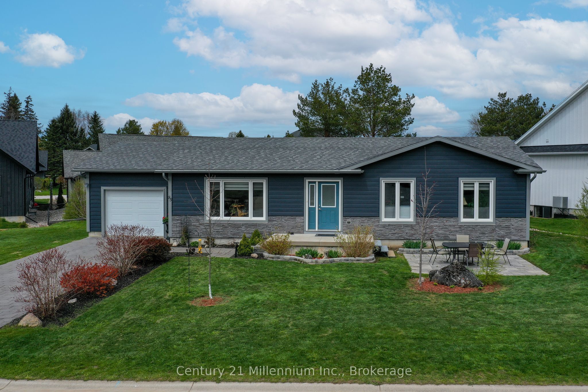85 Gordon Crescent Property Photo 5