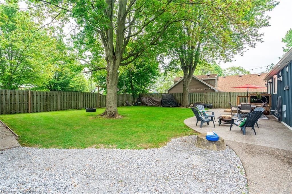 8 Beach Road Property Photo 32