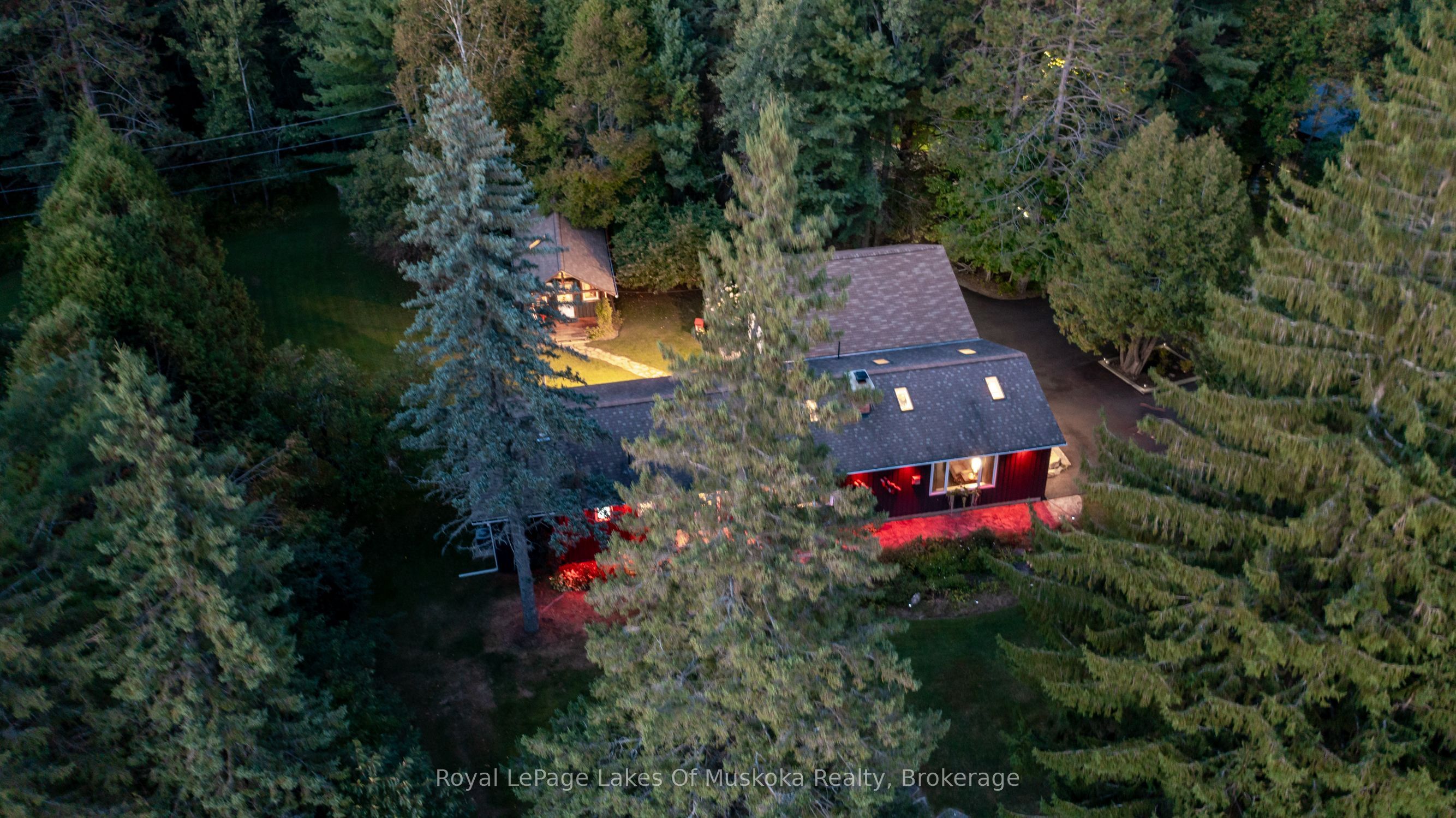 2 Leslie Drive W Property Photo 16