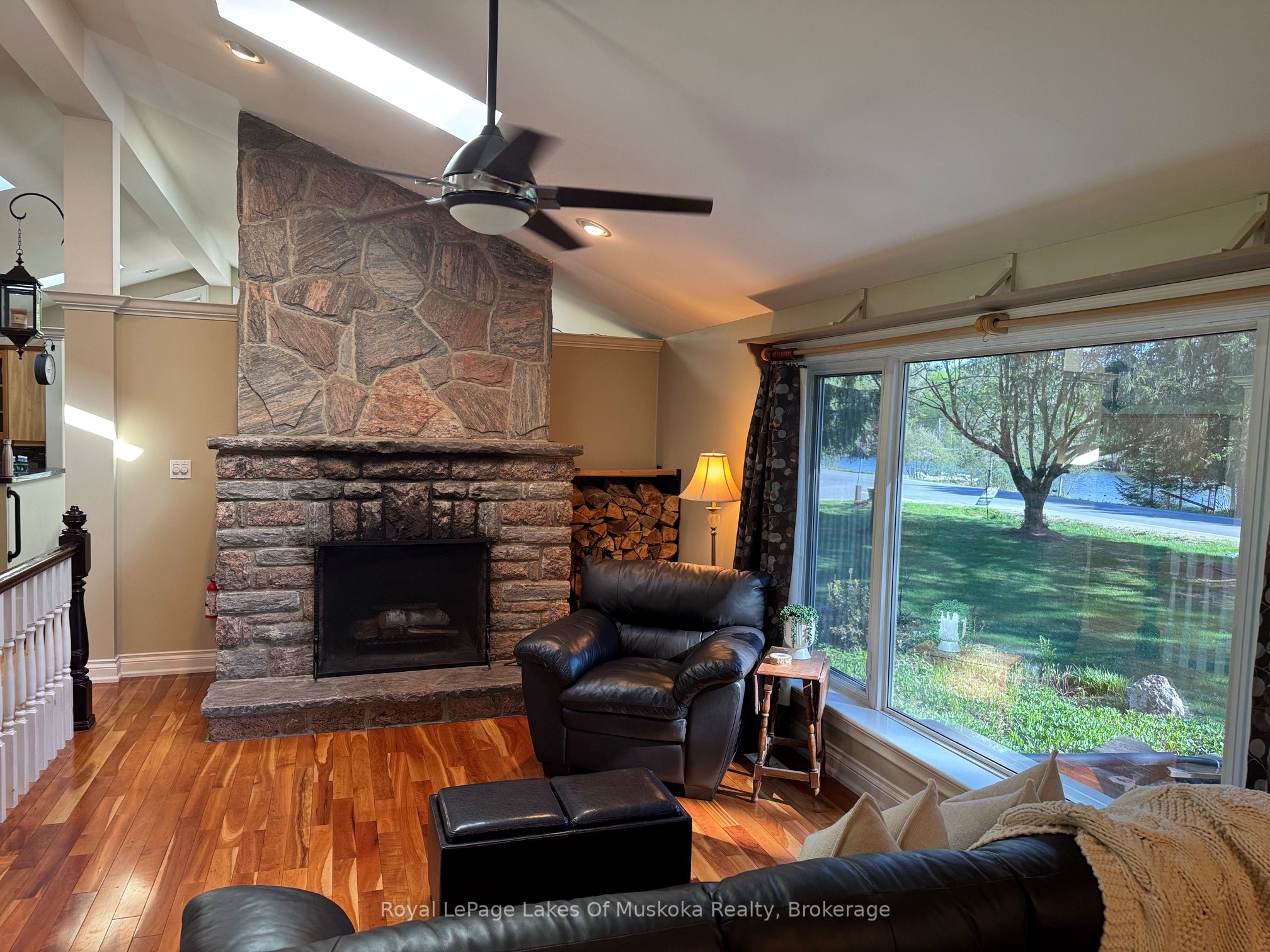 2 Leslie Drive W Property Photo 29