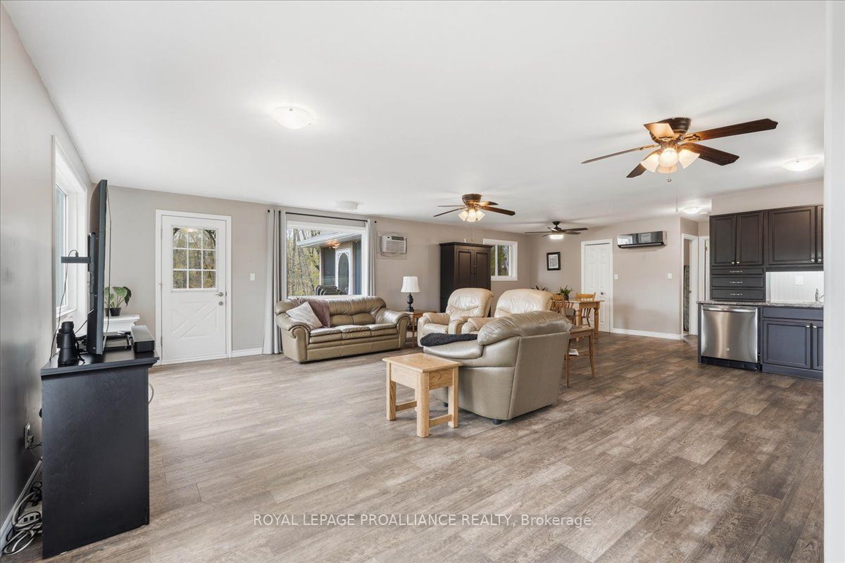606 Black River Road Property Photo 6