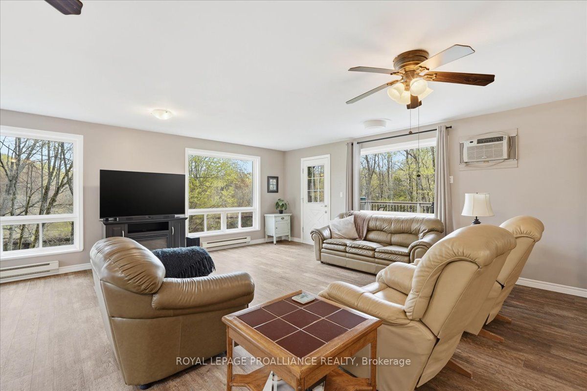 606 Black River Road Property Photo 7