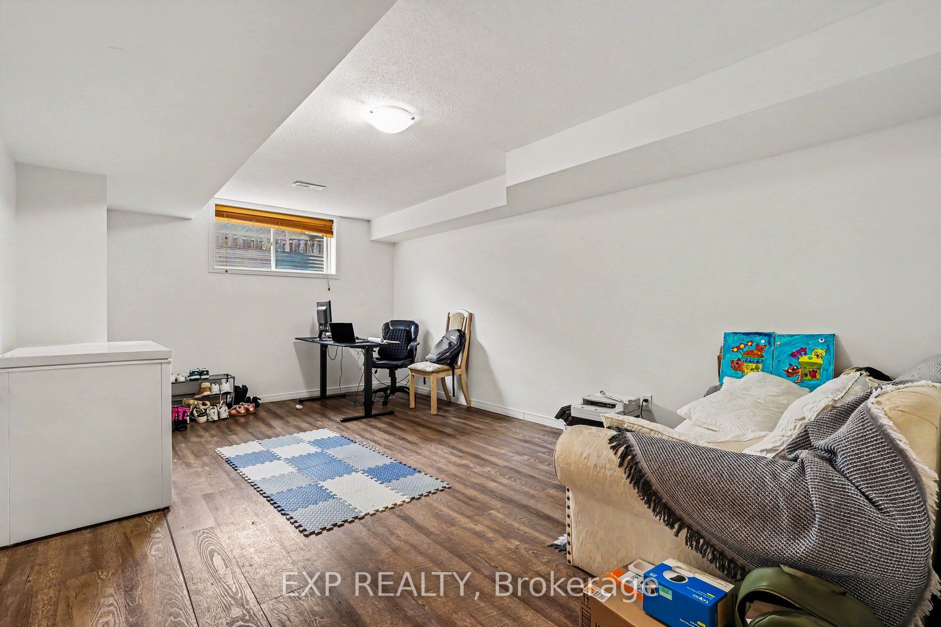 273 Rolling Meadow Crescent Property Photo 16