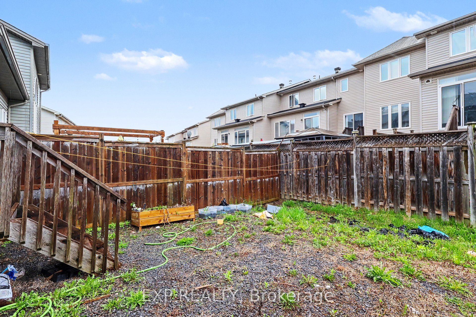 273 Rolling Meadow Crescent Property Photo 18