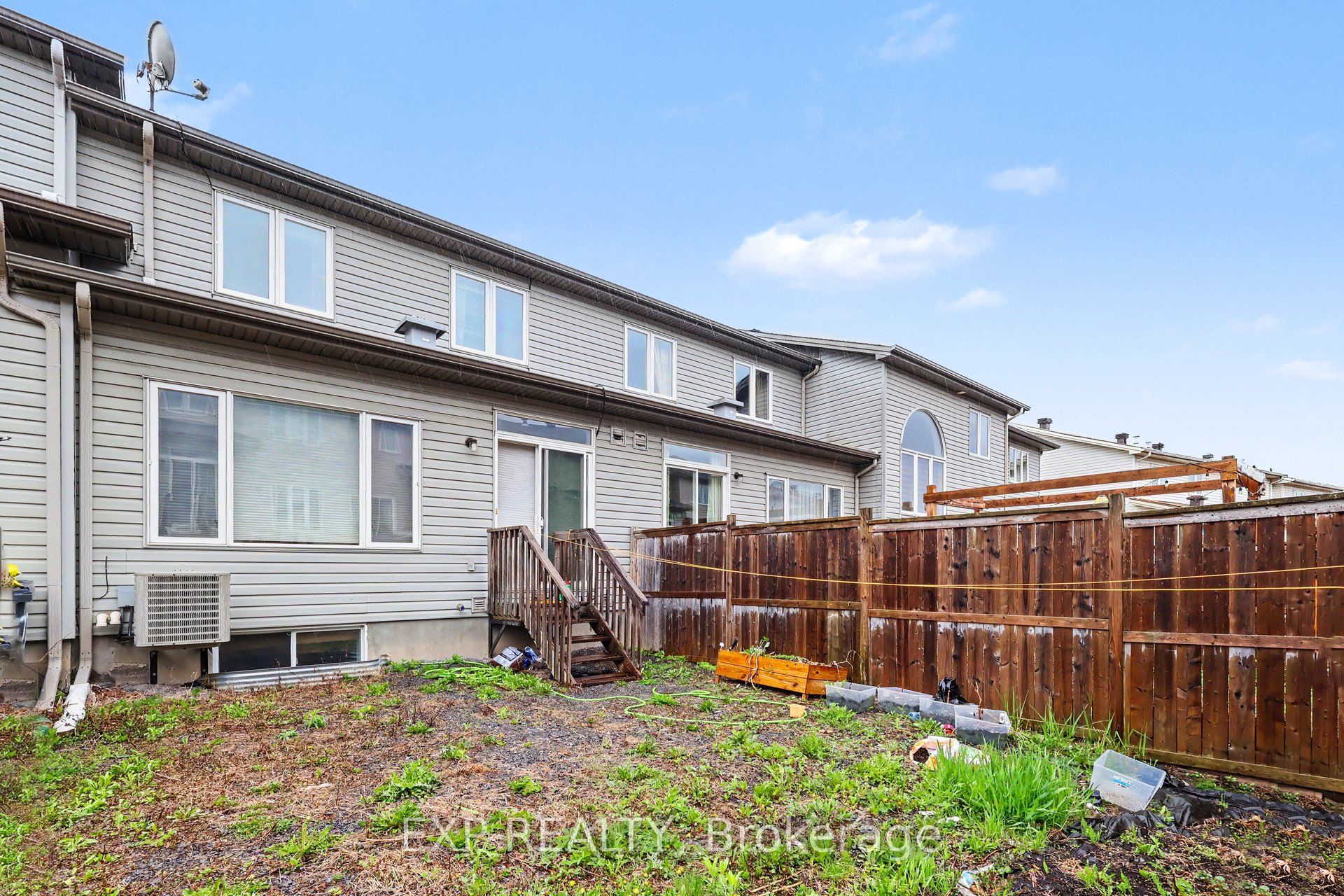 273 Rolling Meadow Crescent Property Photo 19