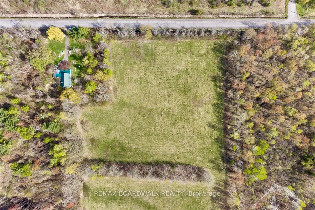 7521 Jock Trail Property Photo 3