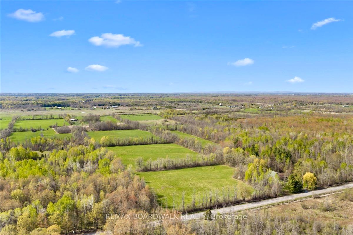 7521 Jock Trail Property Photo 9