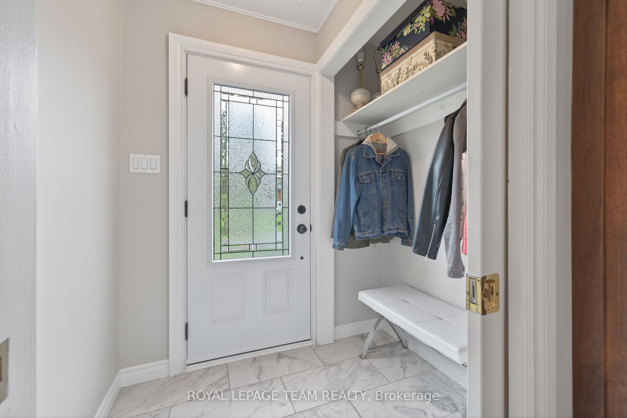 1509 Mayrene Crescent Property Photo 4