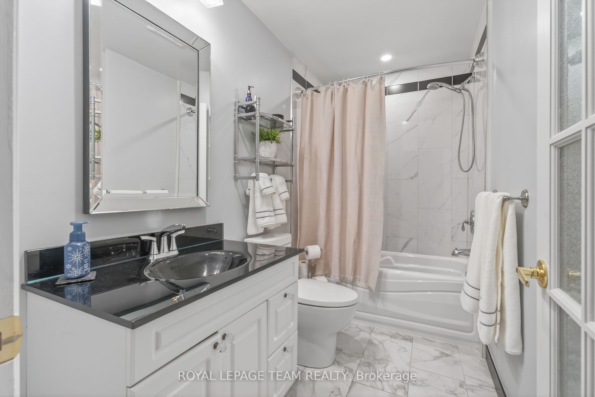 1509 Mayrene Crescent Property Photo 22