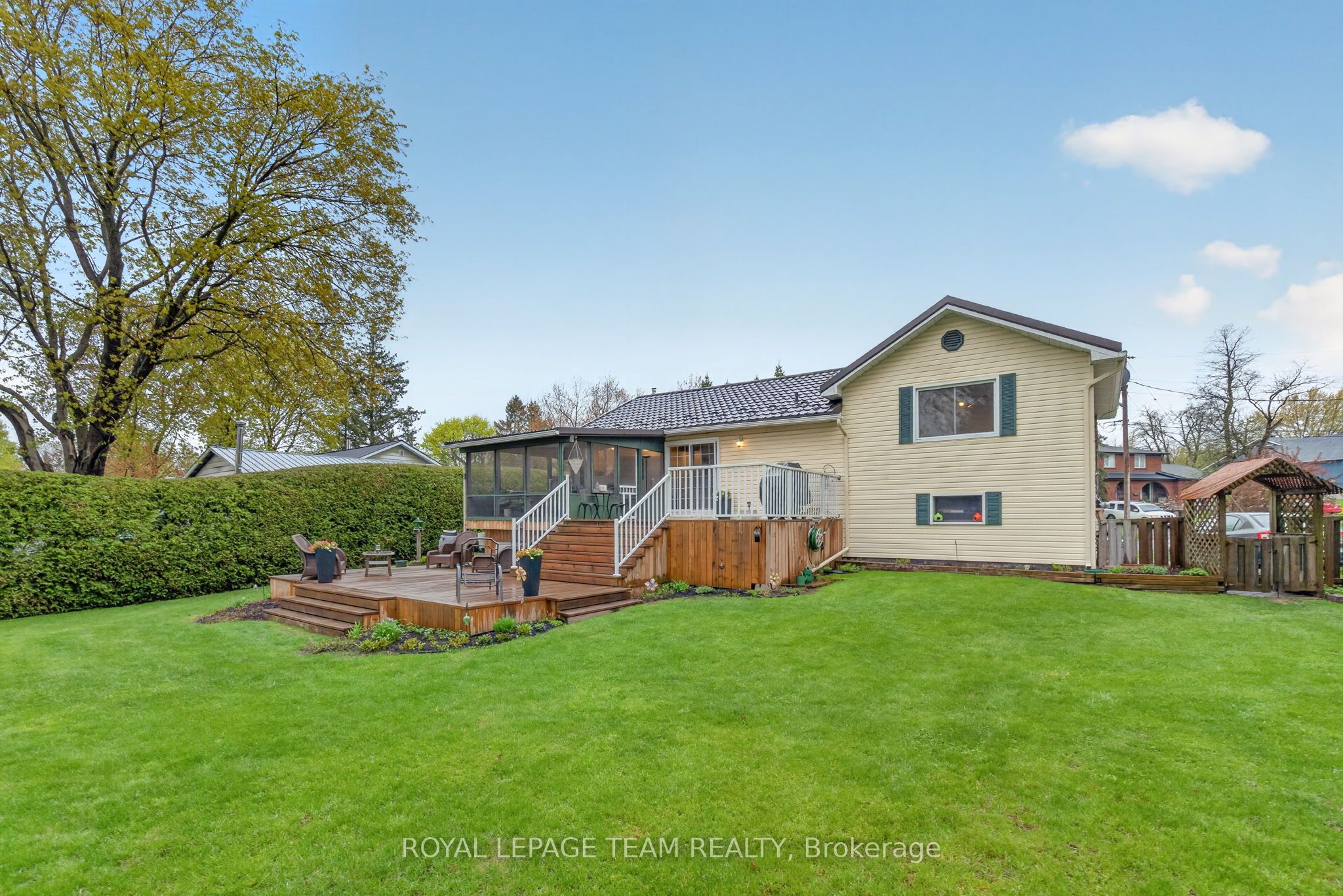 1509 Mayrene Crescent Property Photo 42
