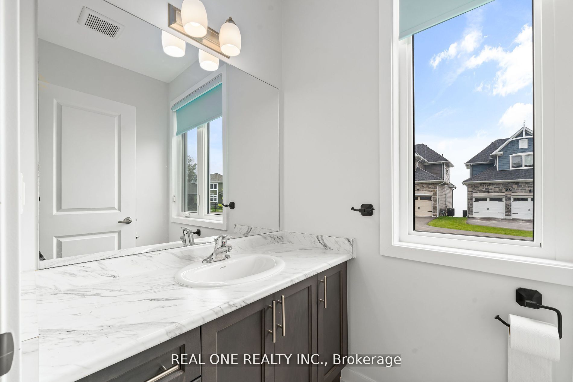 14 Twelve Trees Court Property Photo 20