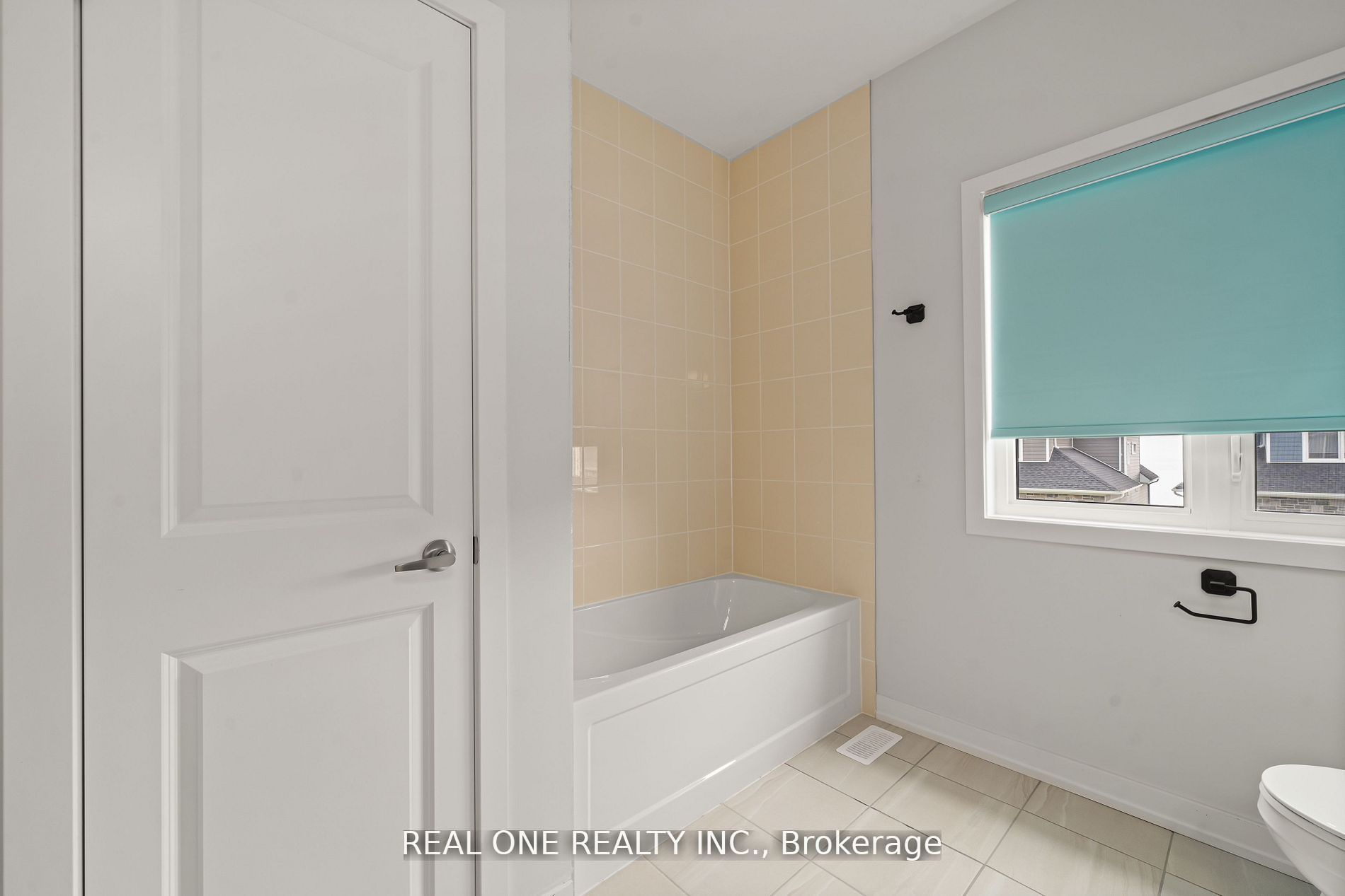 14 Twelve Trees Court Property Photo 28