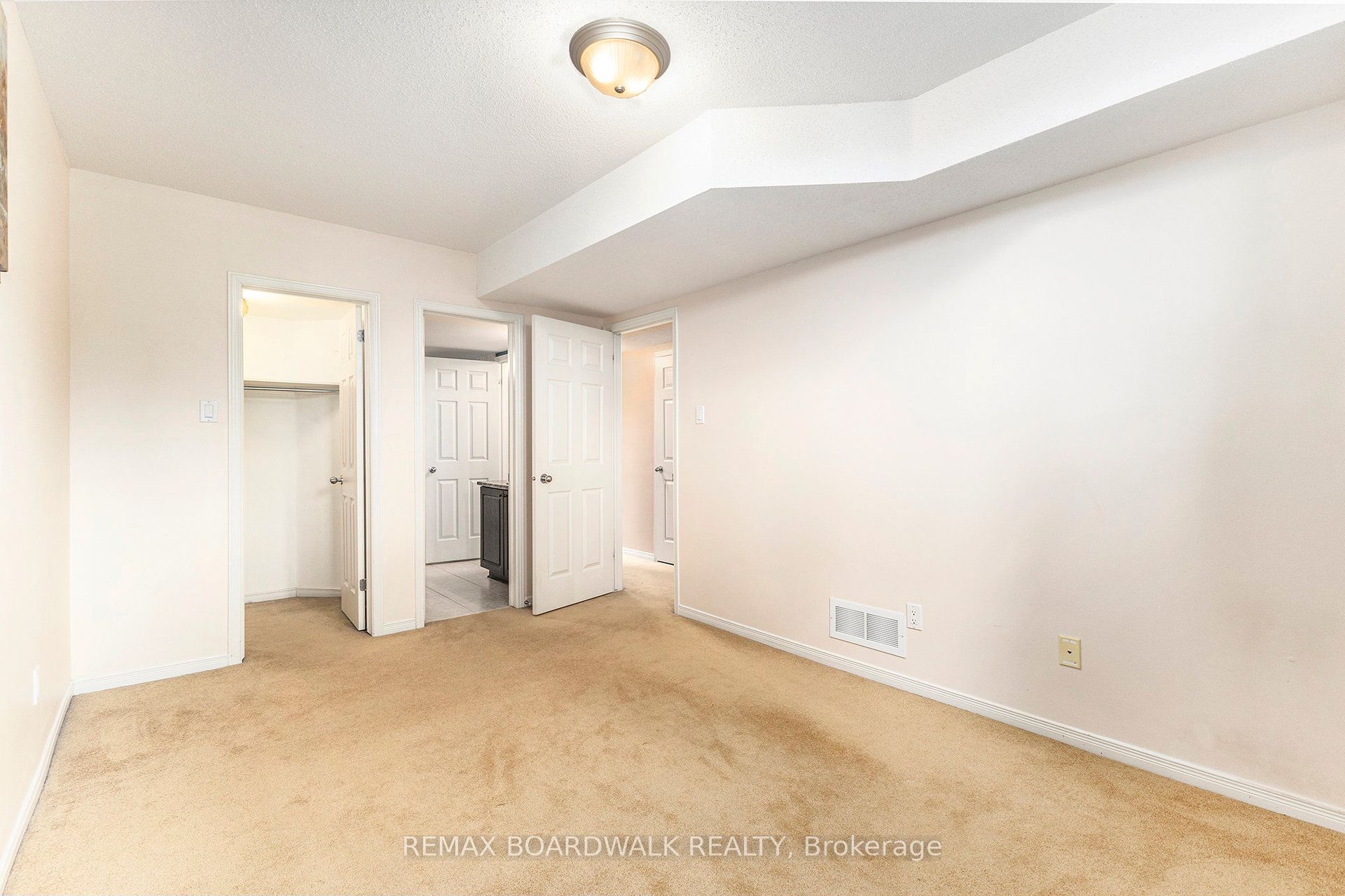 70 Edenvale Drive 169 Property Photo 15
