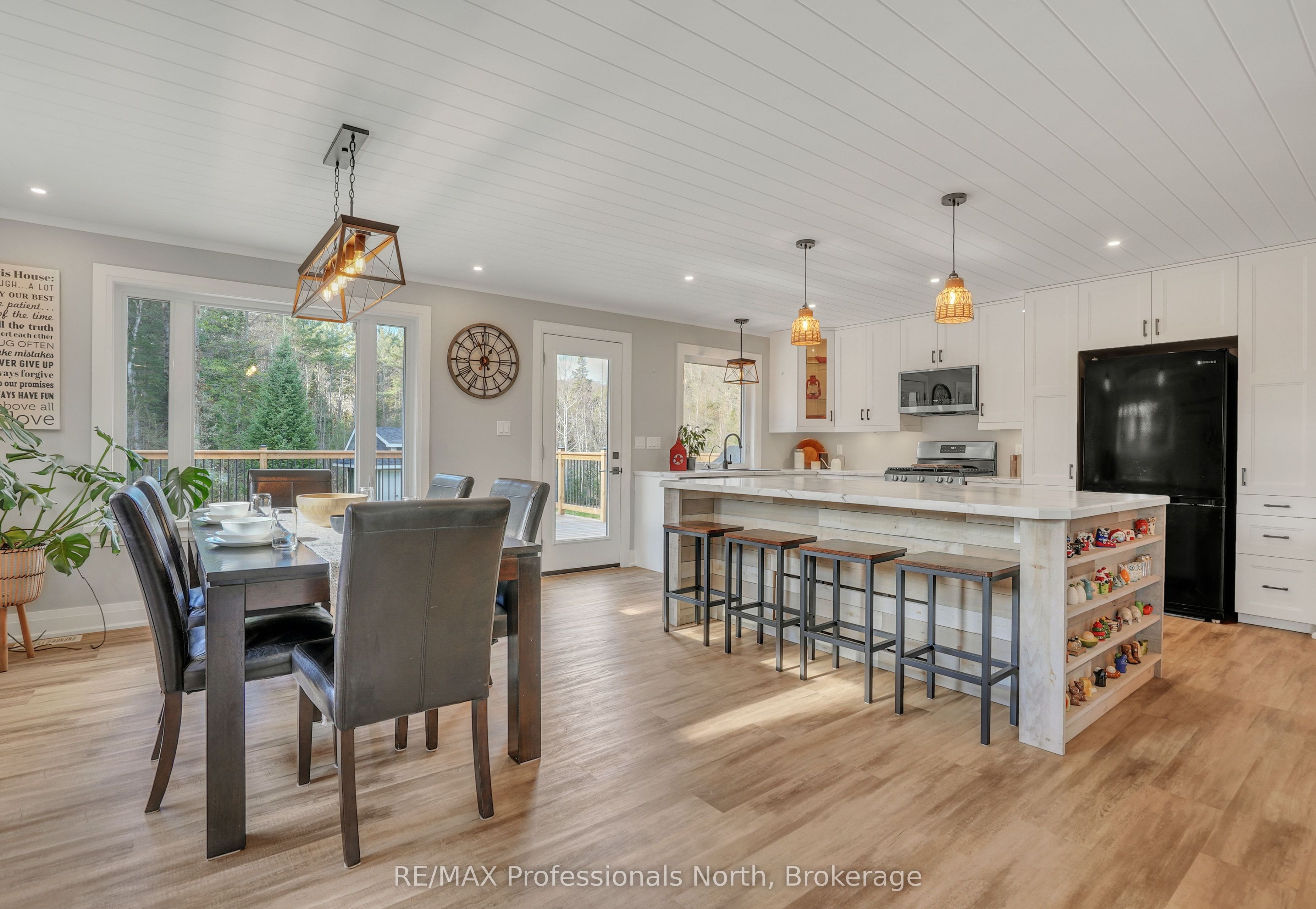 79 Mainhood Road Property Photo 1