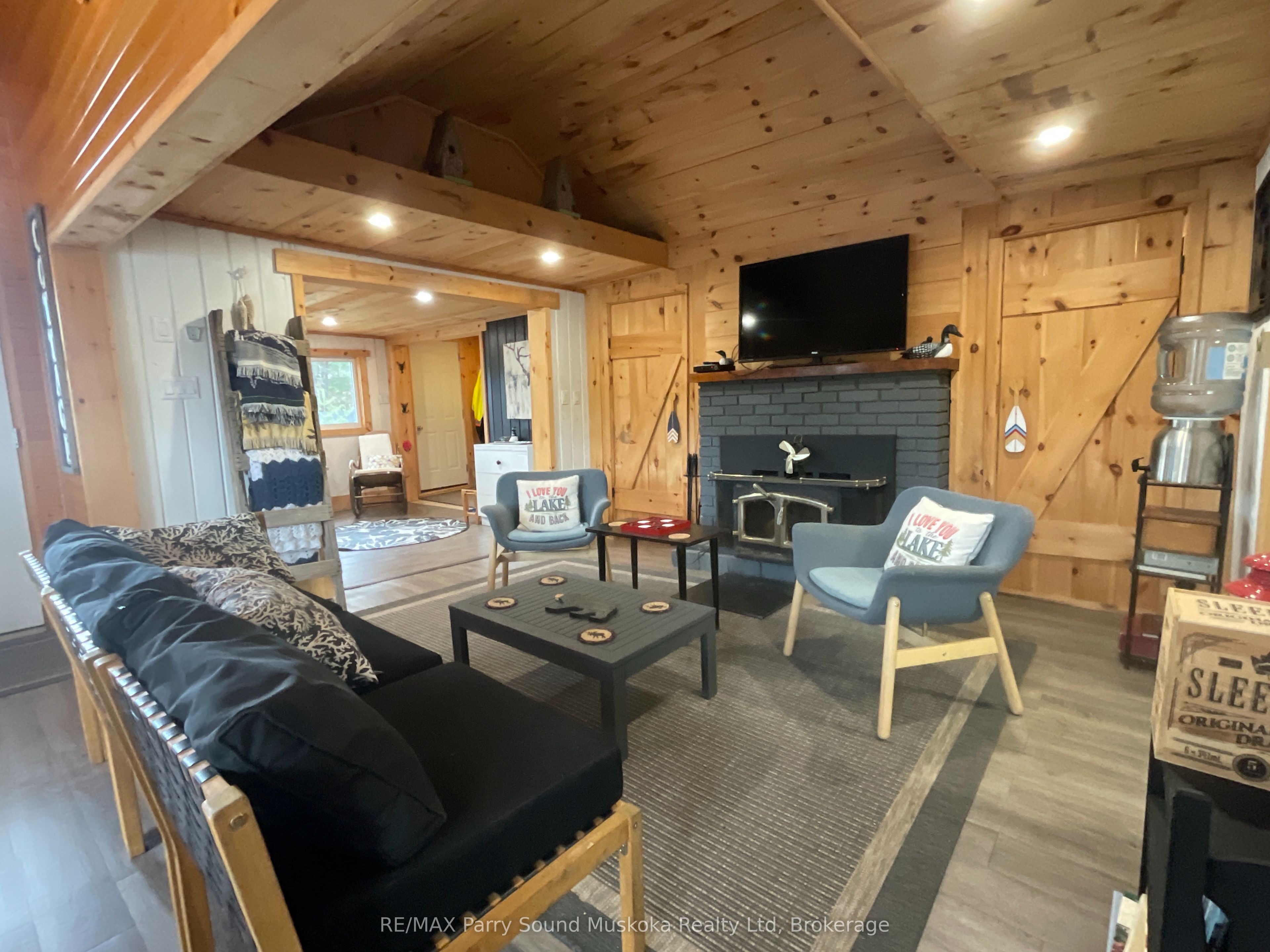 104 Kawigamog Lake Property Photo 16