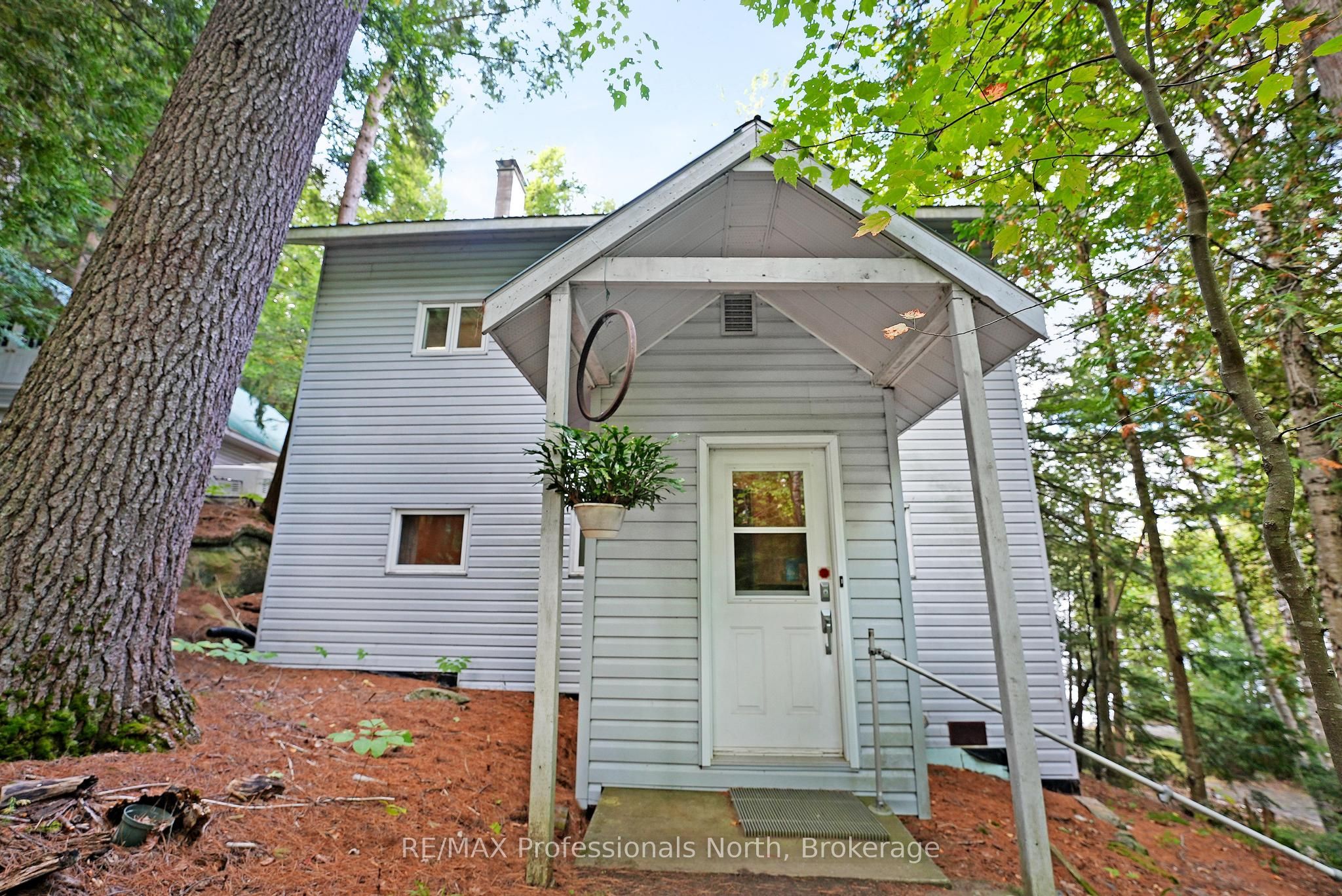 20871 Highway 35 Property Photo 2