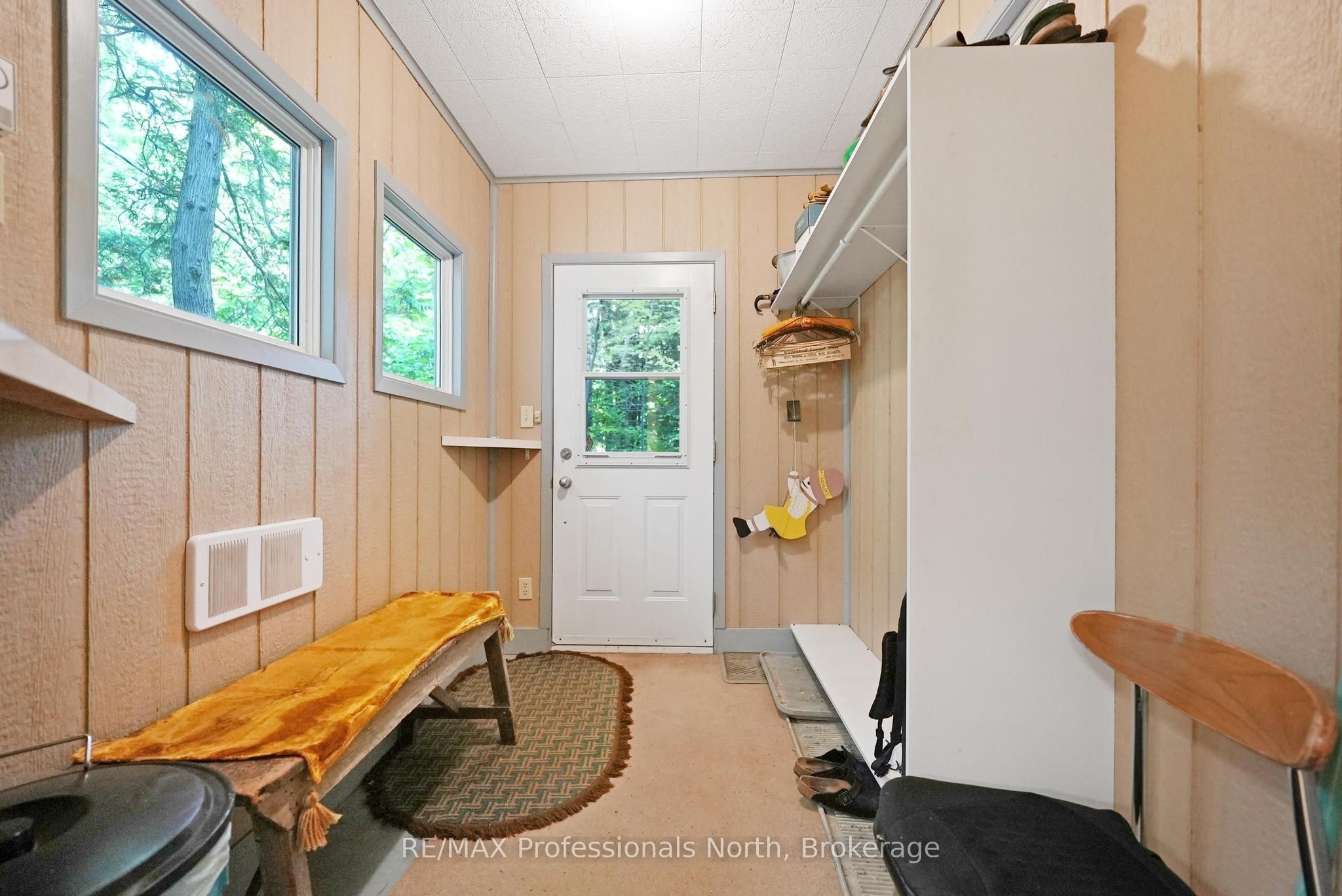20871 Highway 35 Property Photo 9