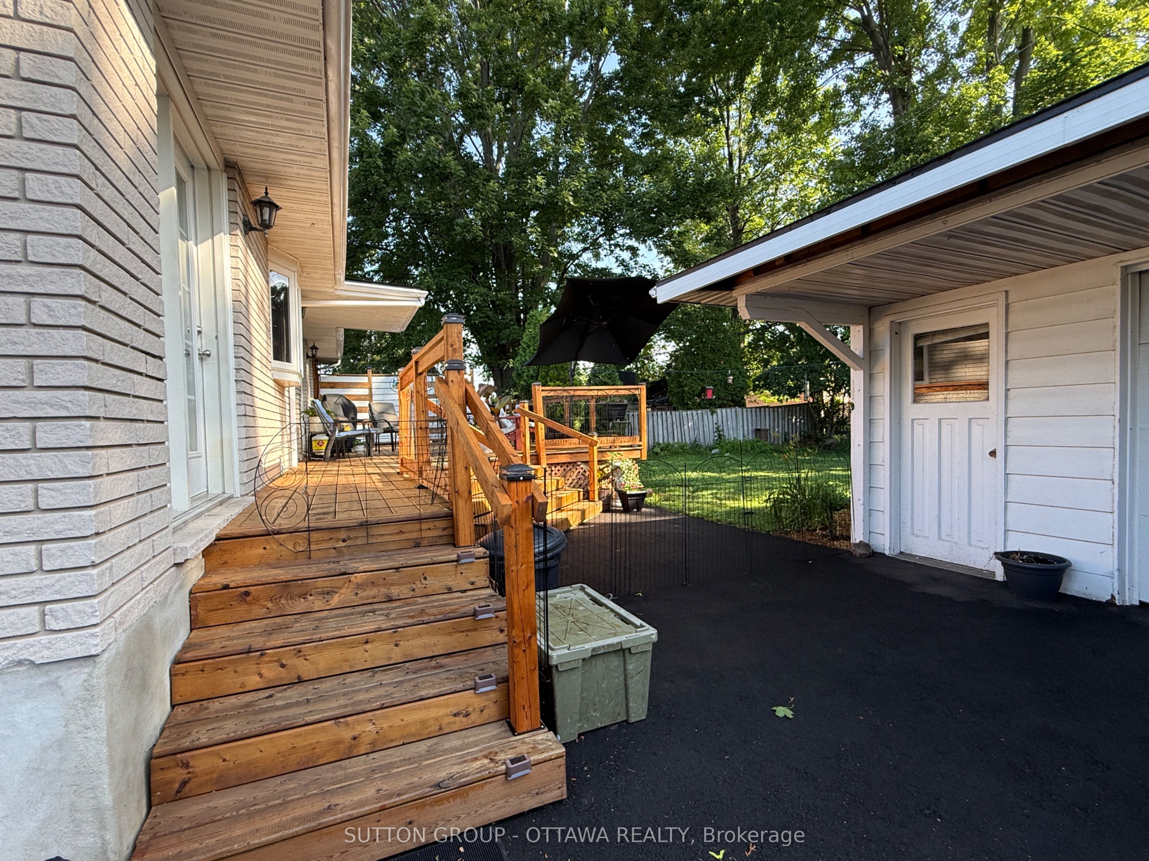 412 Leitch Drive Property Photo 6
