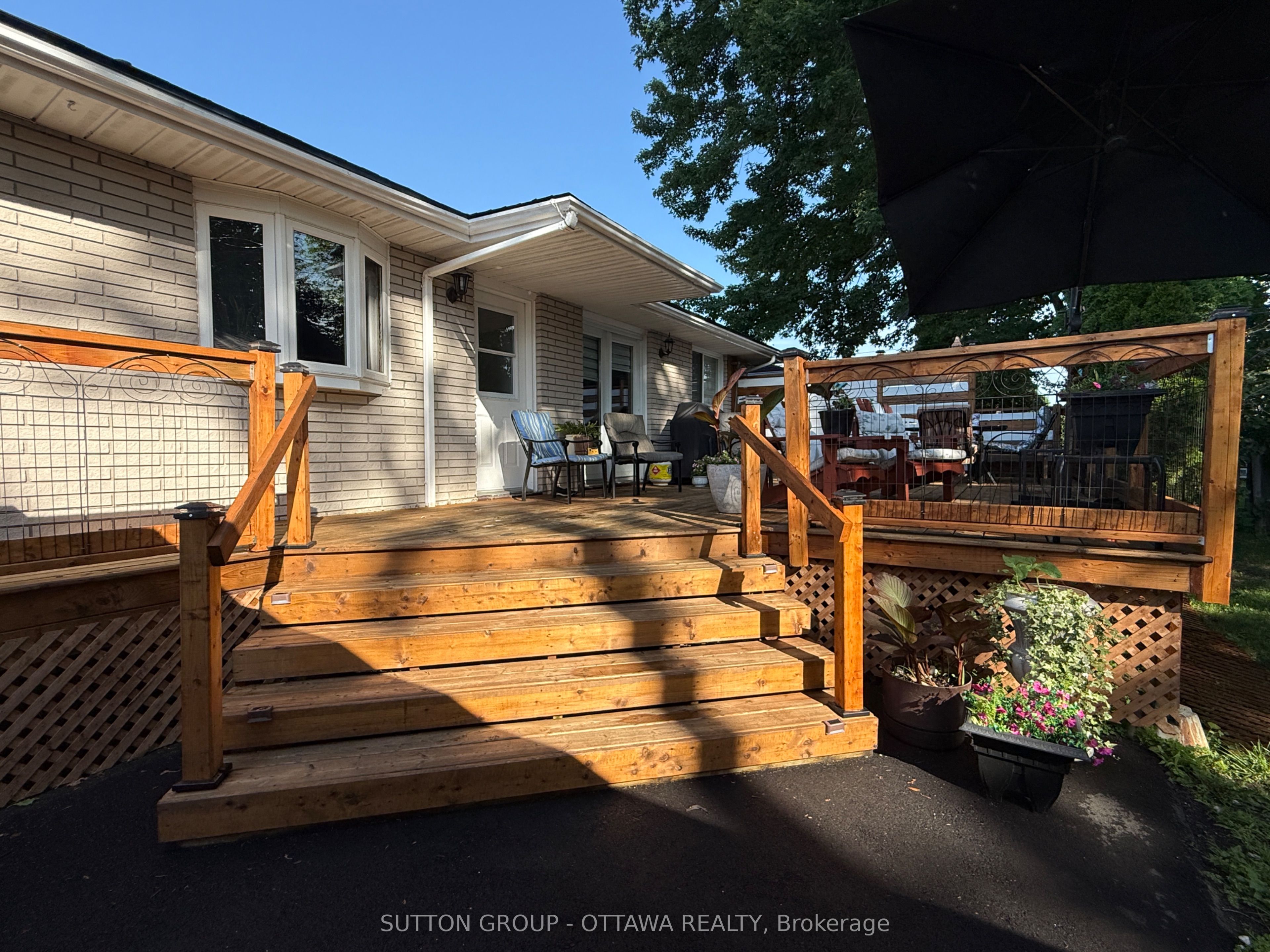 412 Leitch Drive Property Photo 8