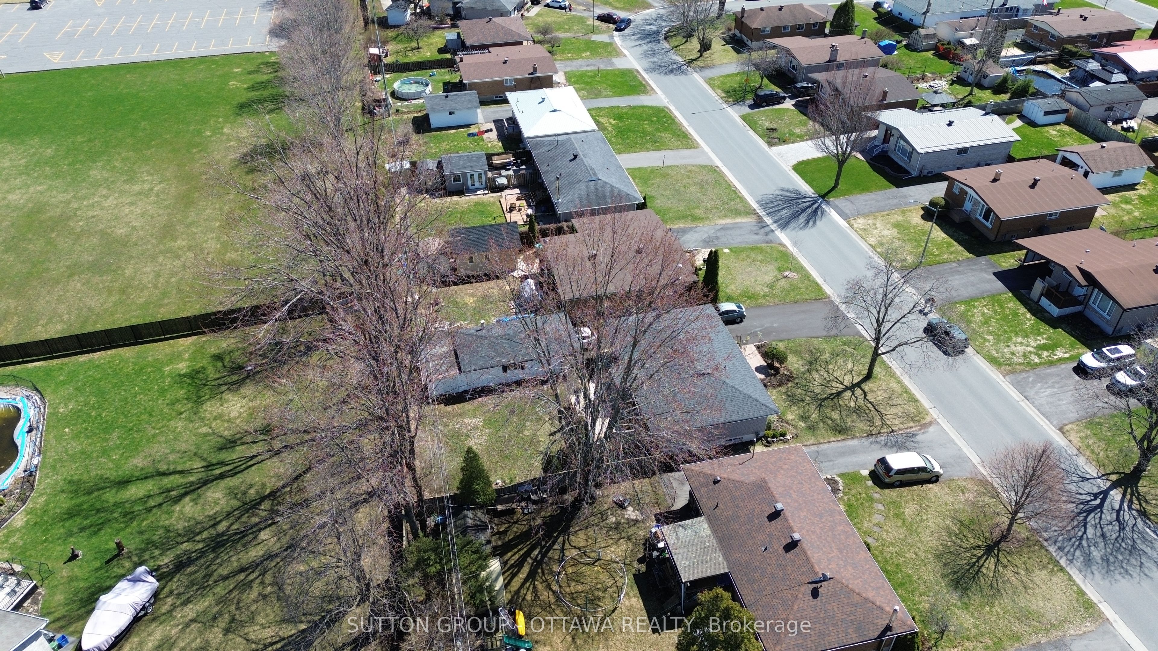 412 Leitch Drive Property Photo 42
