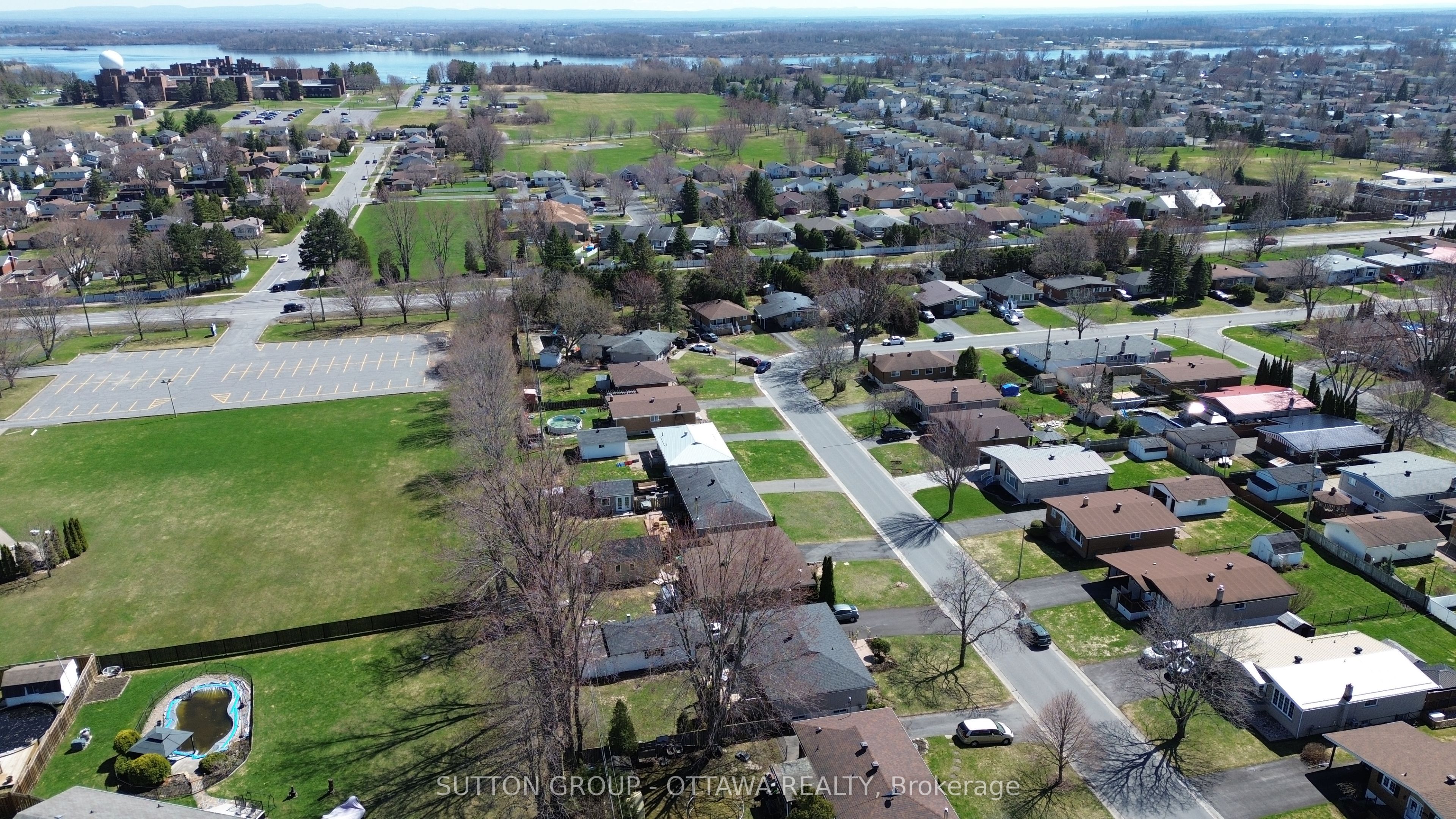 412 Leitch Drive Property Photo 43