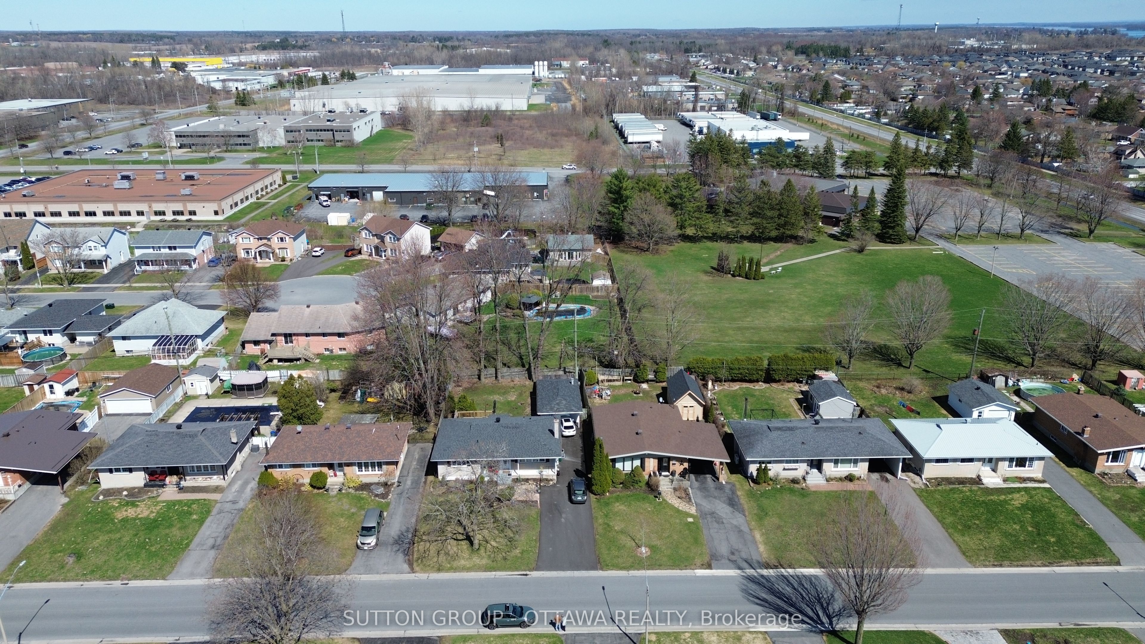 412 Leitch Drive Property Photo 44