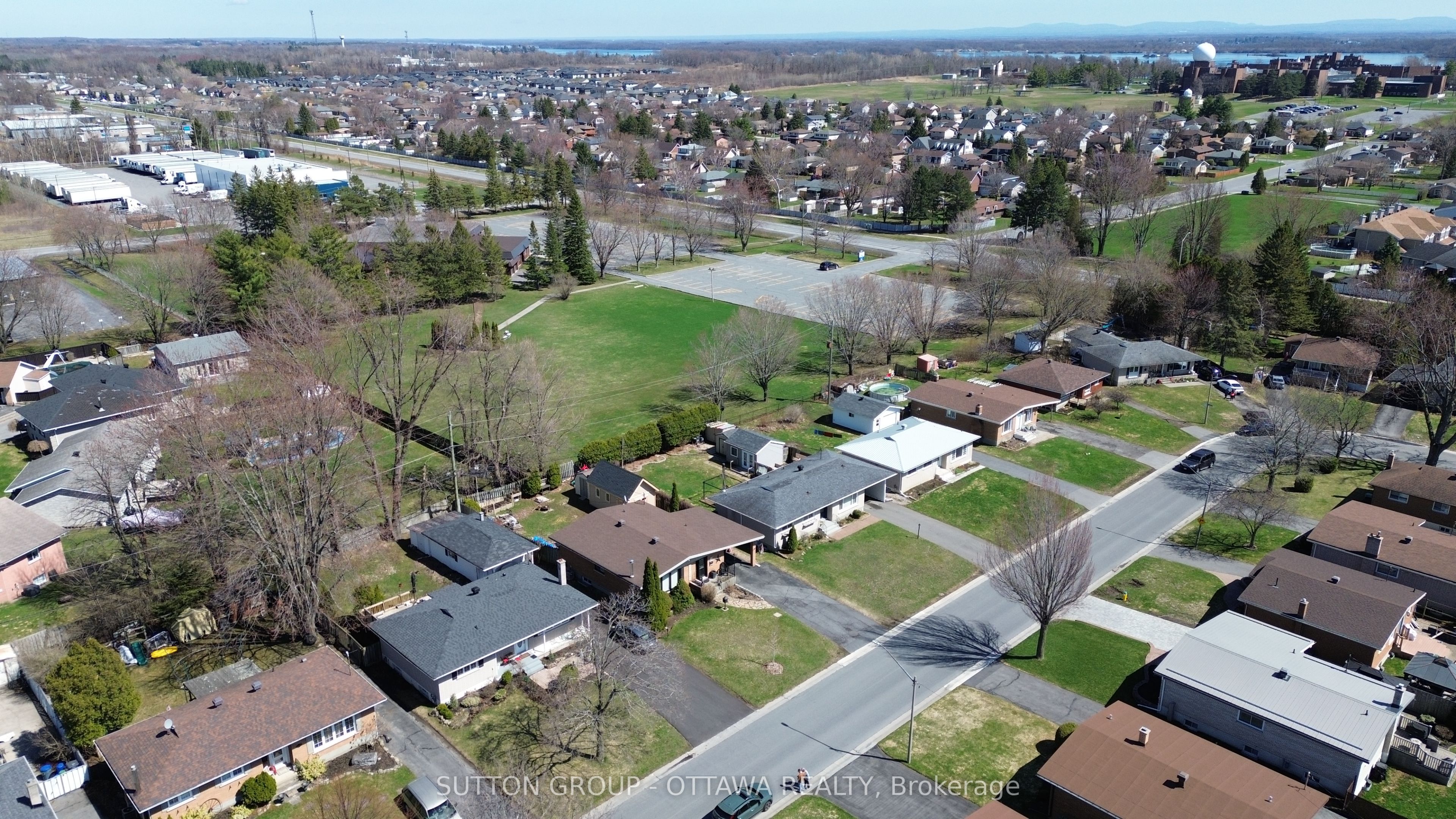412 Leitch Drive Property Photo 45