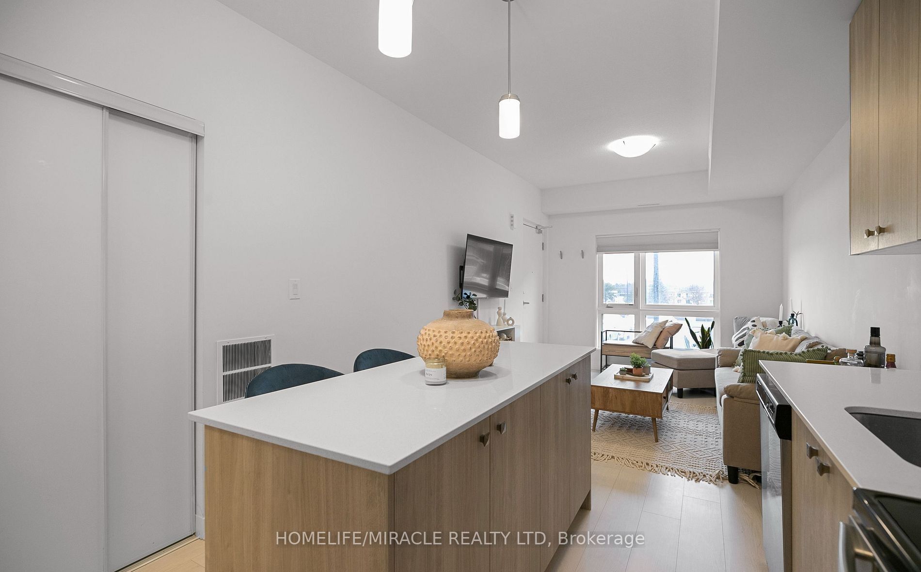 10 Palace Street C2 Property Photo 16