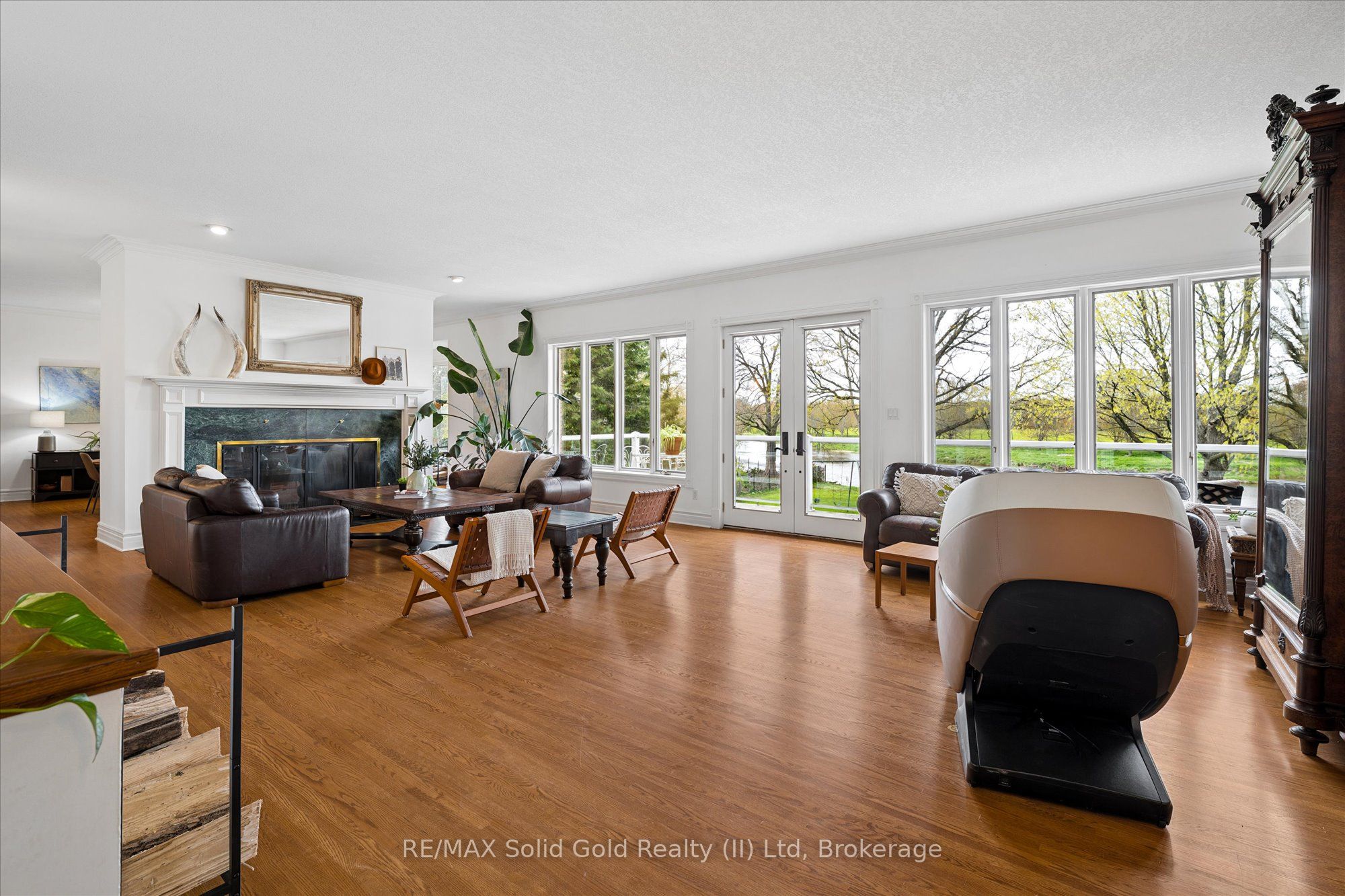 306 Golf Course Road Property Photo 7