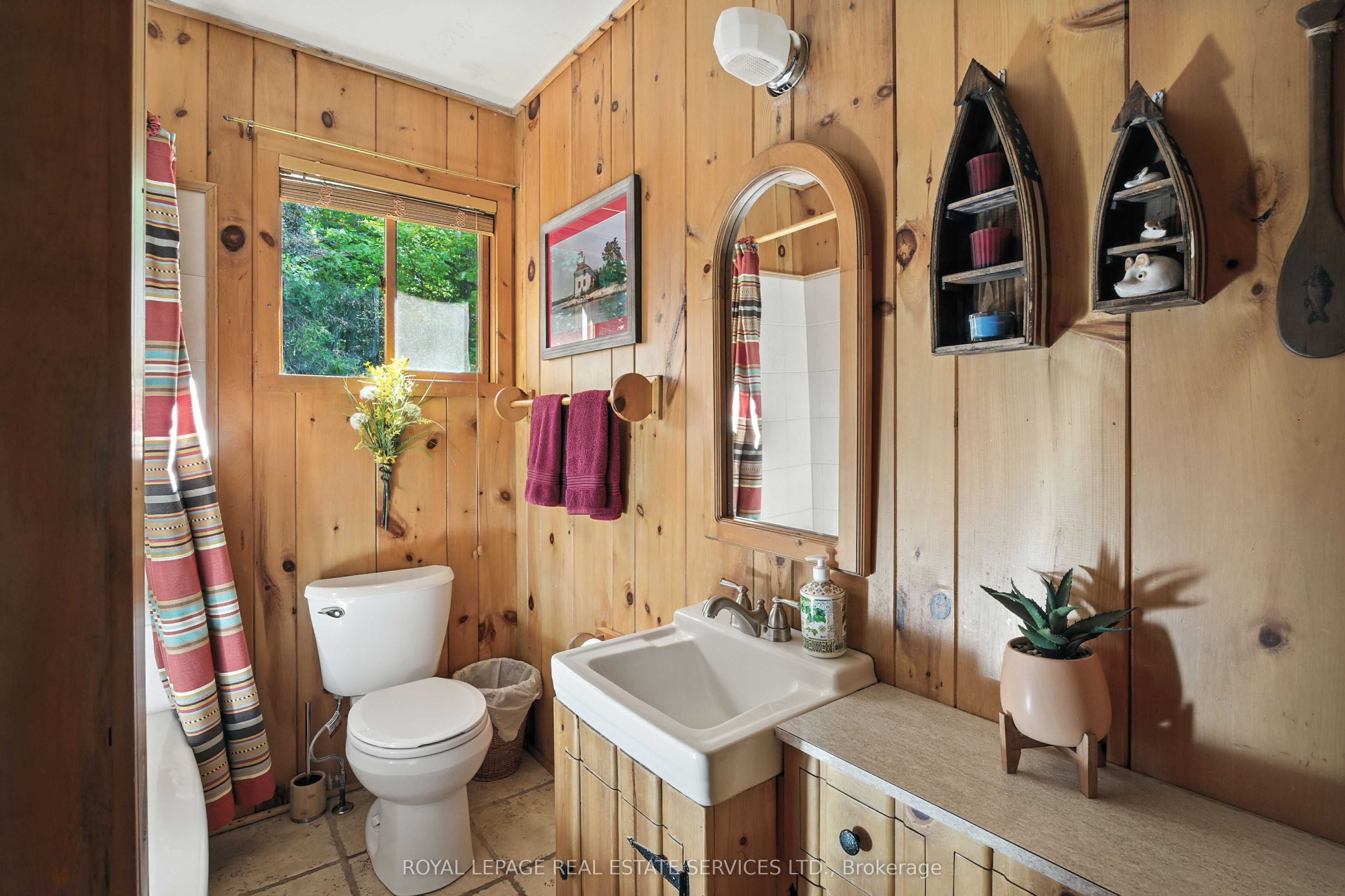 2278 Shore Road Property Photo 14