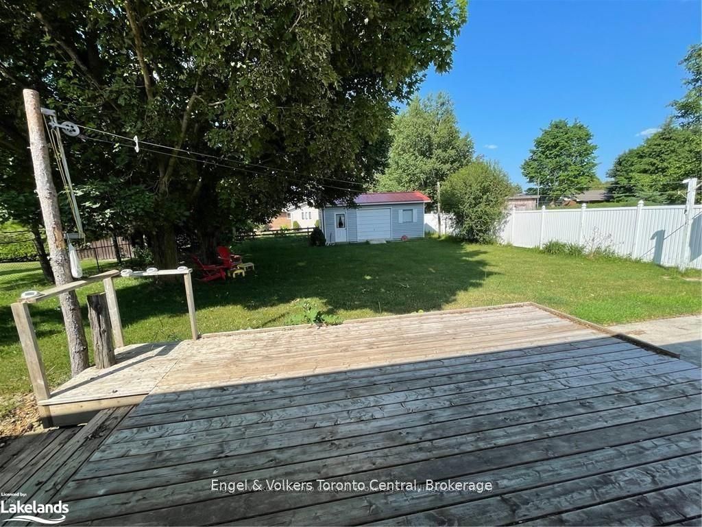 27 Herbert Avenue Property Photo 13